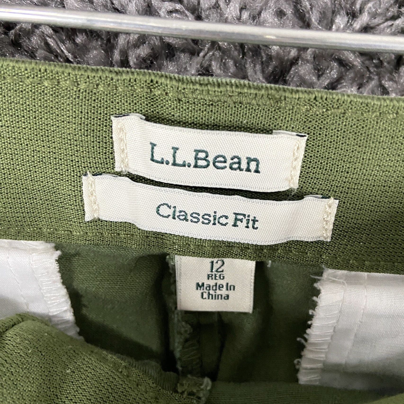 Vintage VINTAGE L.L. Bean Women's Pants Size 12 Green Wide Leg Chino Classic Fit Size 34" / US 12 / IT 48 - 5 Thumbnail