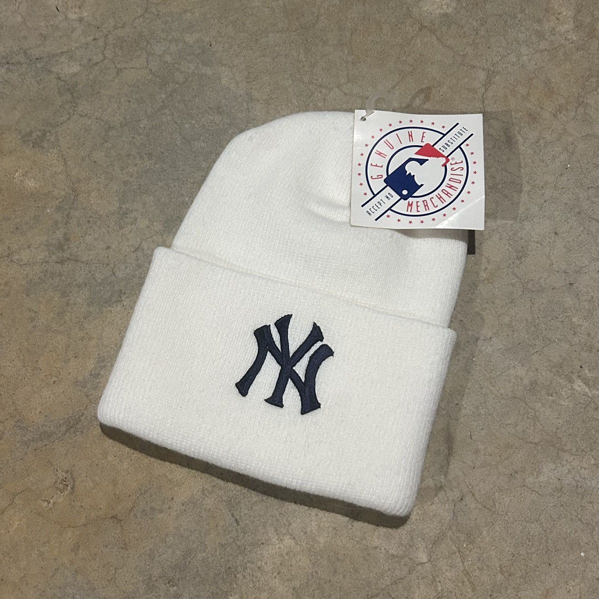 MLB × New York Yankees × Vintage Deadstock Vintage 90s New York Yankees Knit Beanie Size ONE SIZE - 2 Thumbnail