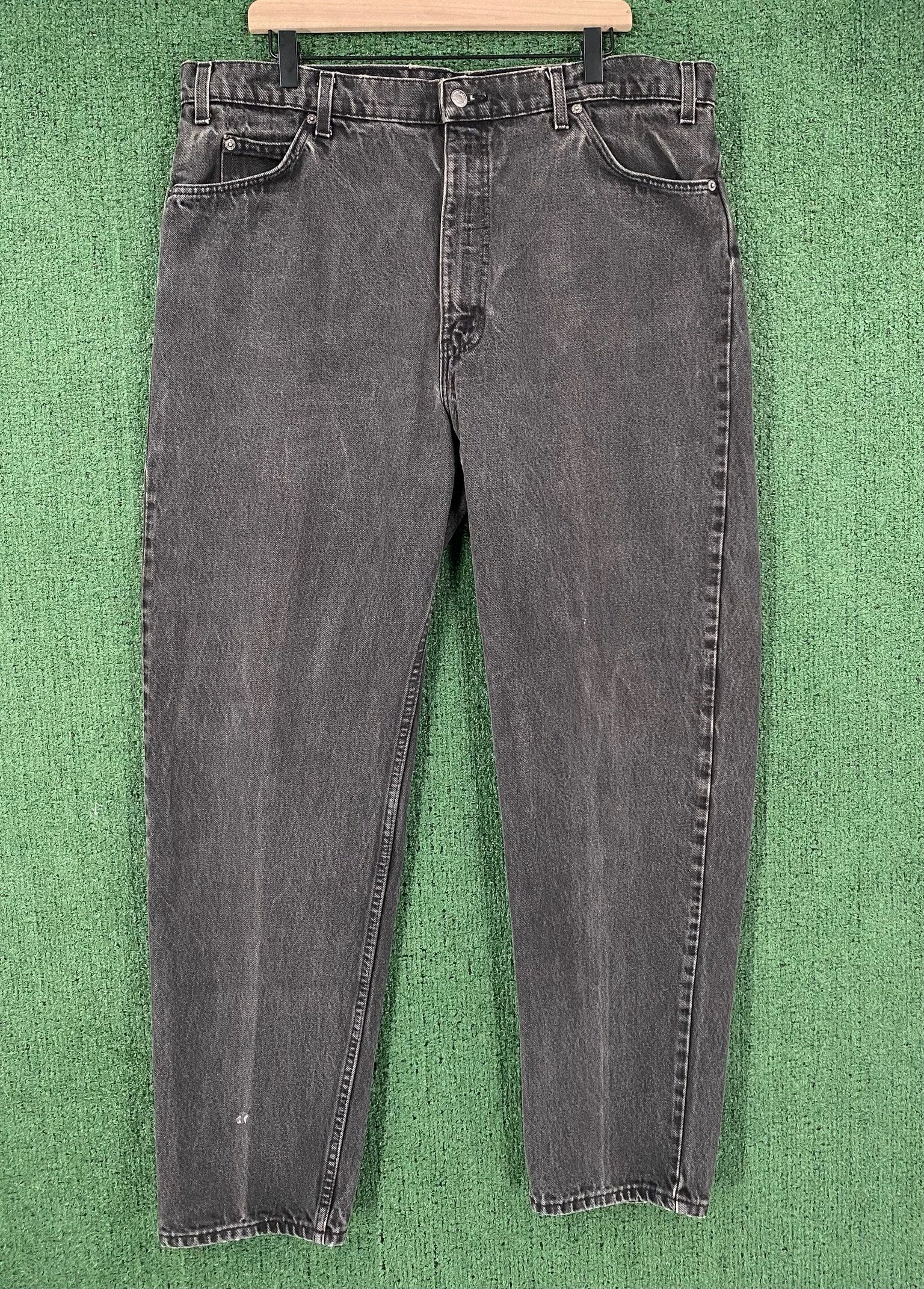 Levi's Vintage Clothing 90’s Levi's 550 Orange Tab Relaxed Black Jeans 38”x 31” Size US 38 / EU 54 - 1 Thumbnail