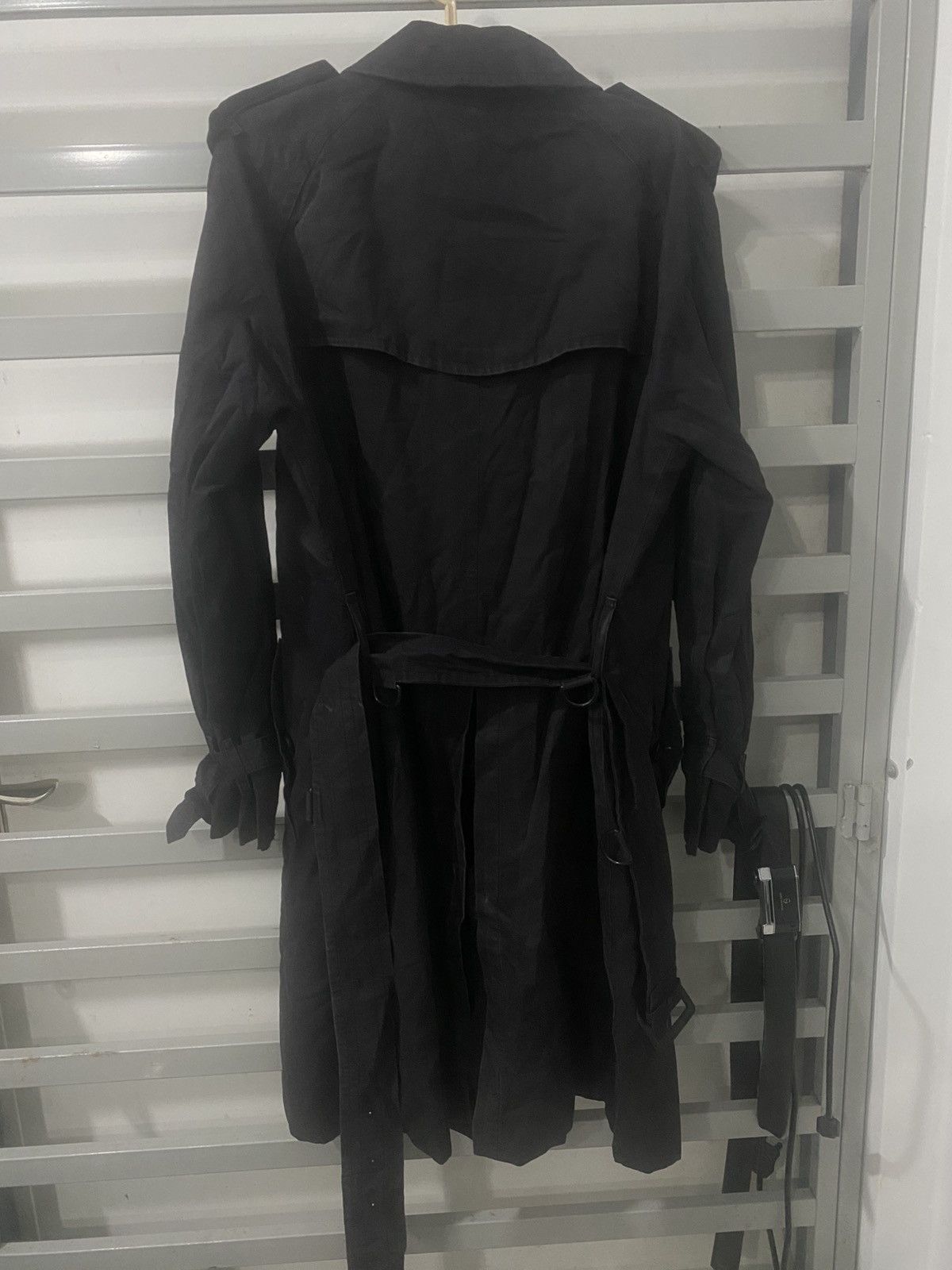 Burberry VINTAGE BLACK BURBERRY KESSINGTON TRENCH COAT Size US S / EU 44-46 / 1 - 24 Thumbnail