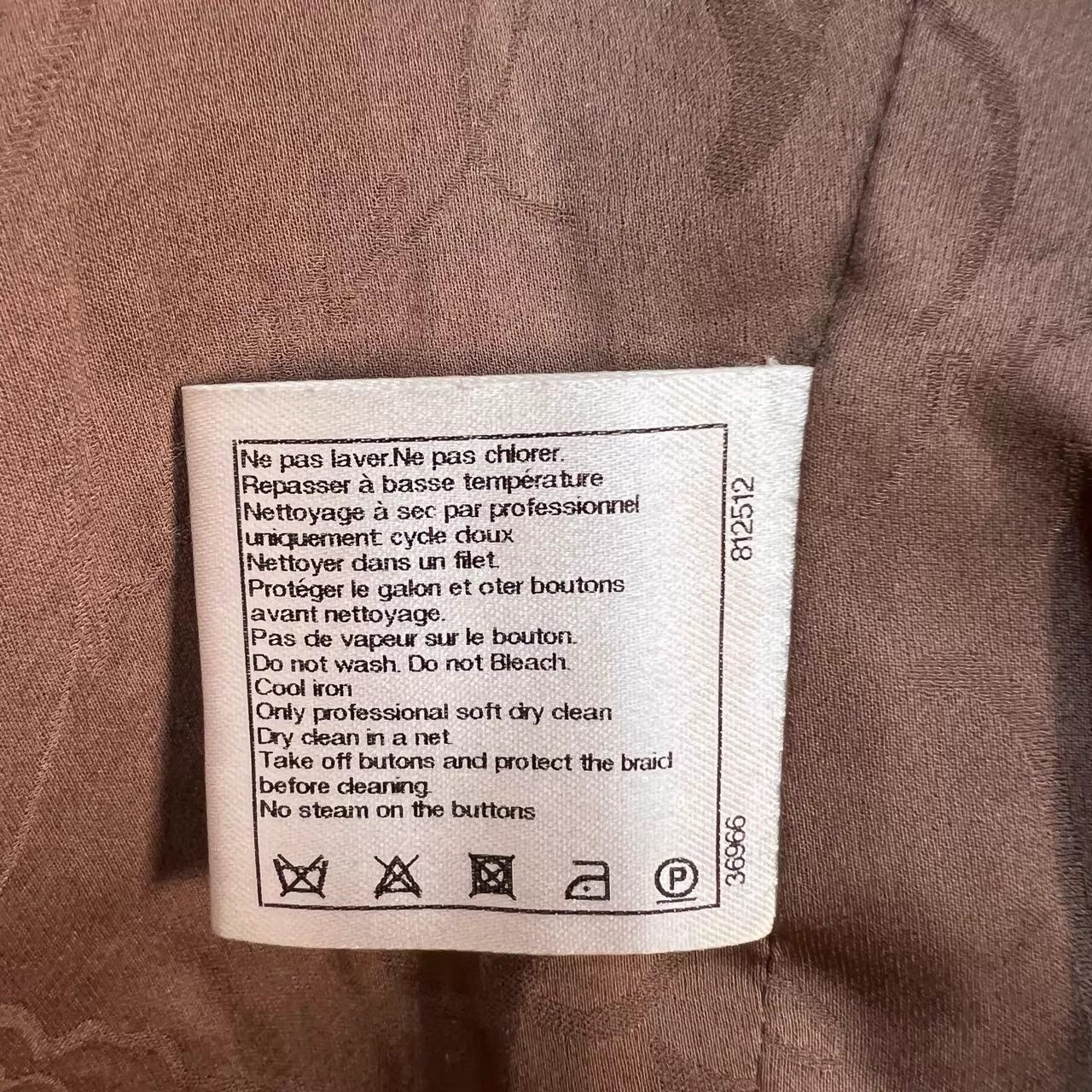Chanel Chanel Classic Destroyed Pocket Short Jacket Unused FR 36 Size XS / US 0-2 / IT 36-38 - 6 Thumbnail