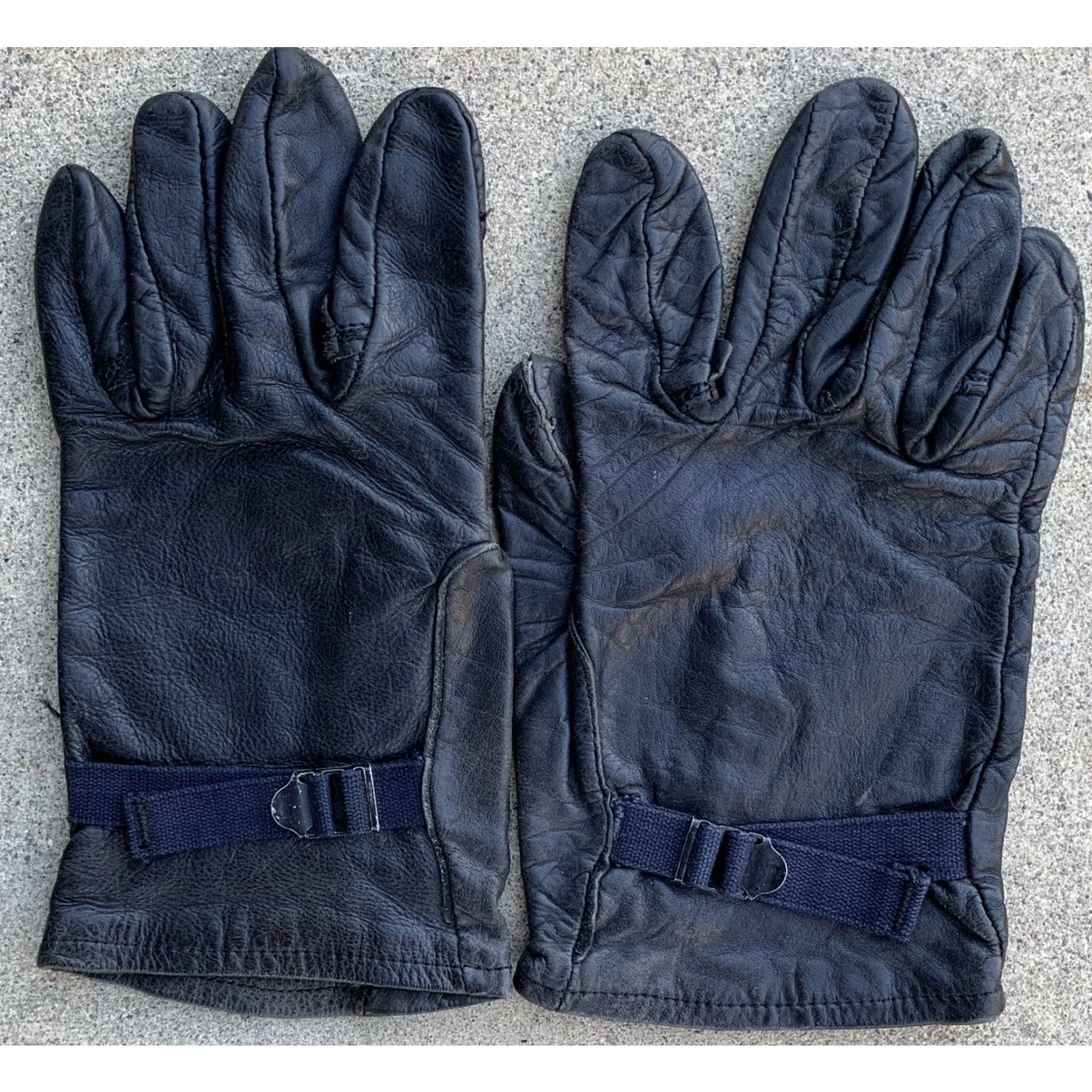 Vintage VINTAGE military glove shell cattlehide M 1949 black leather gloves shell Size 4 Size ONE SIZE - 2 Thumbnail
