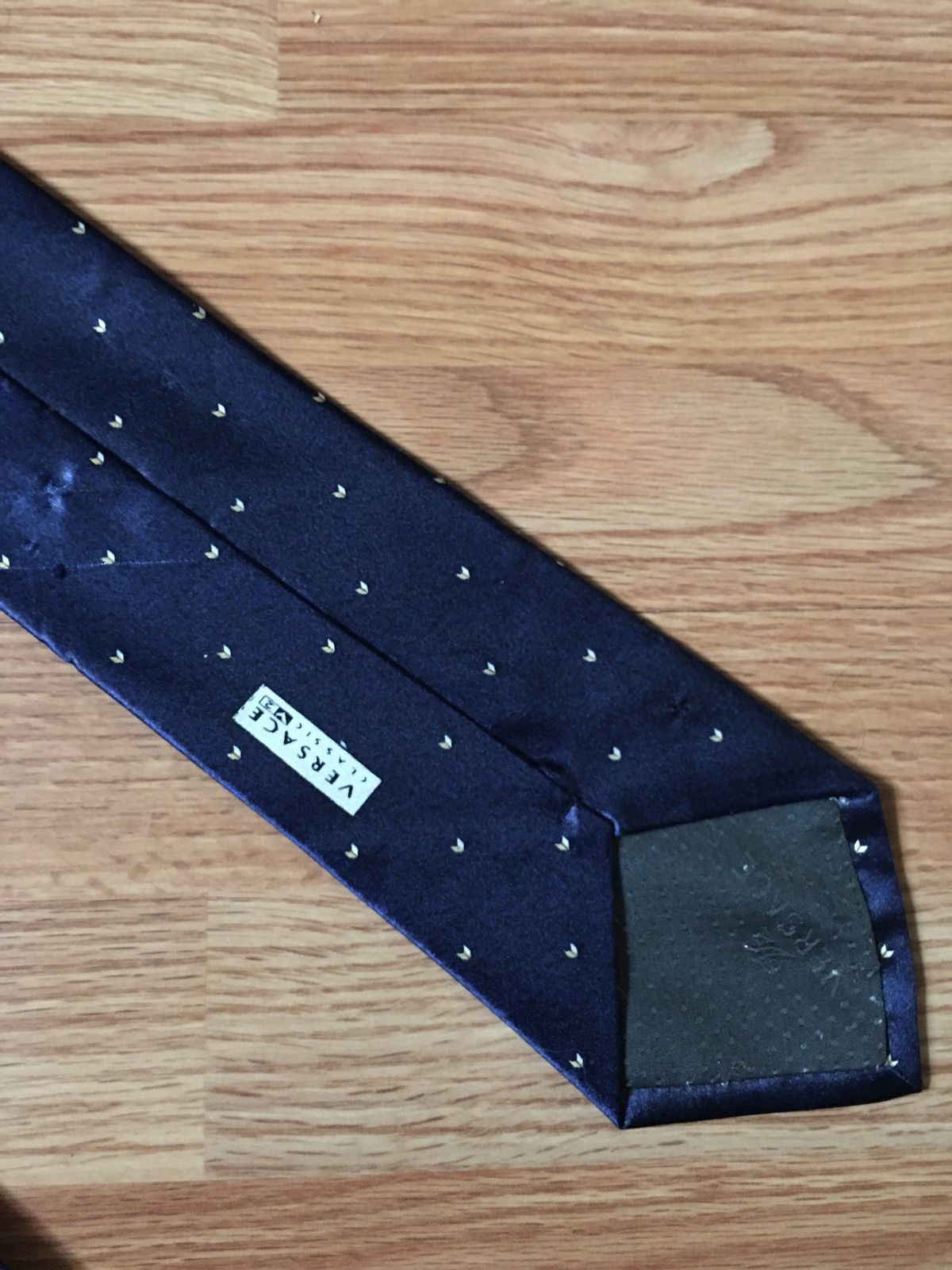 Versace VERSACE V2 Dark Navy Blue Silk Mens Italy Tie Vintage Size ONE SIZE - 4 Thumbnail