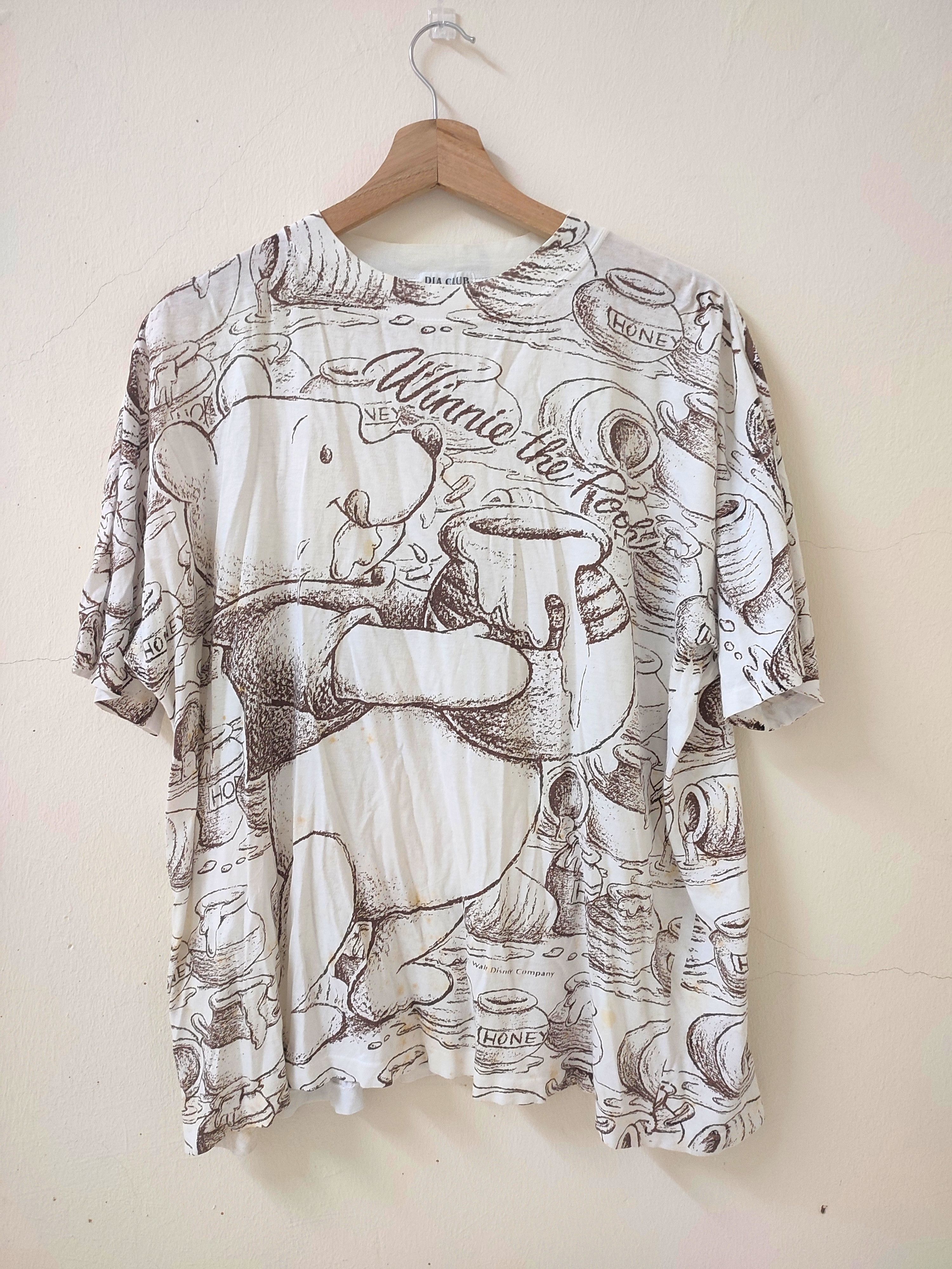 Disney 💥90s Pooh Big Print Single Stitch Tees Size US XL / EU 56 / 4 - 1 Thumbnail