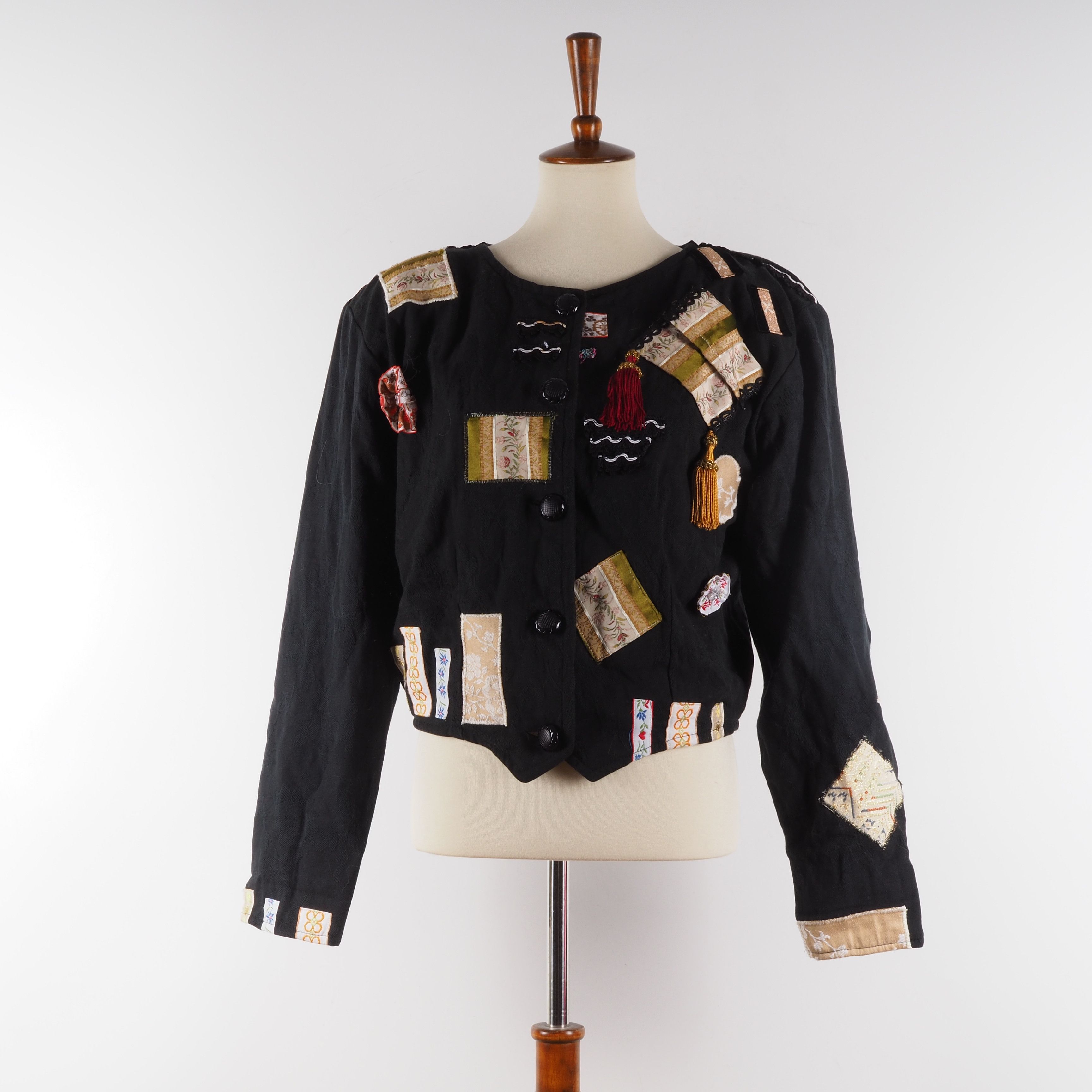 Vintage Paradise Italian Vintage Black Embroidery Patchwork Jacket Size ONE SIZE - 3 Thumbnail