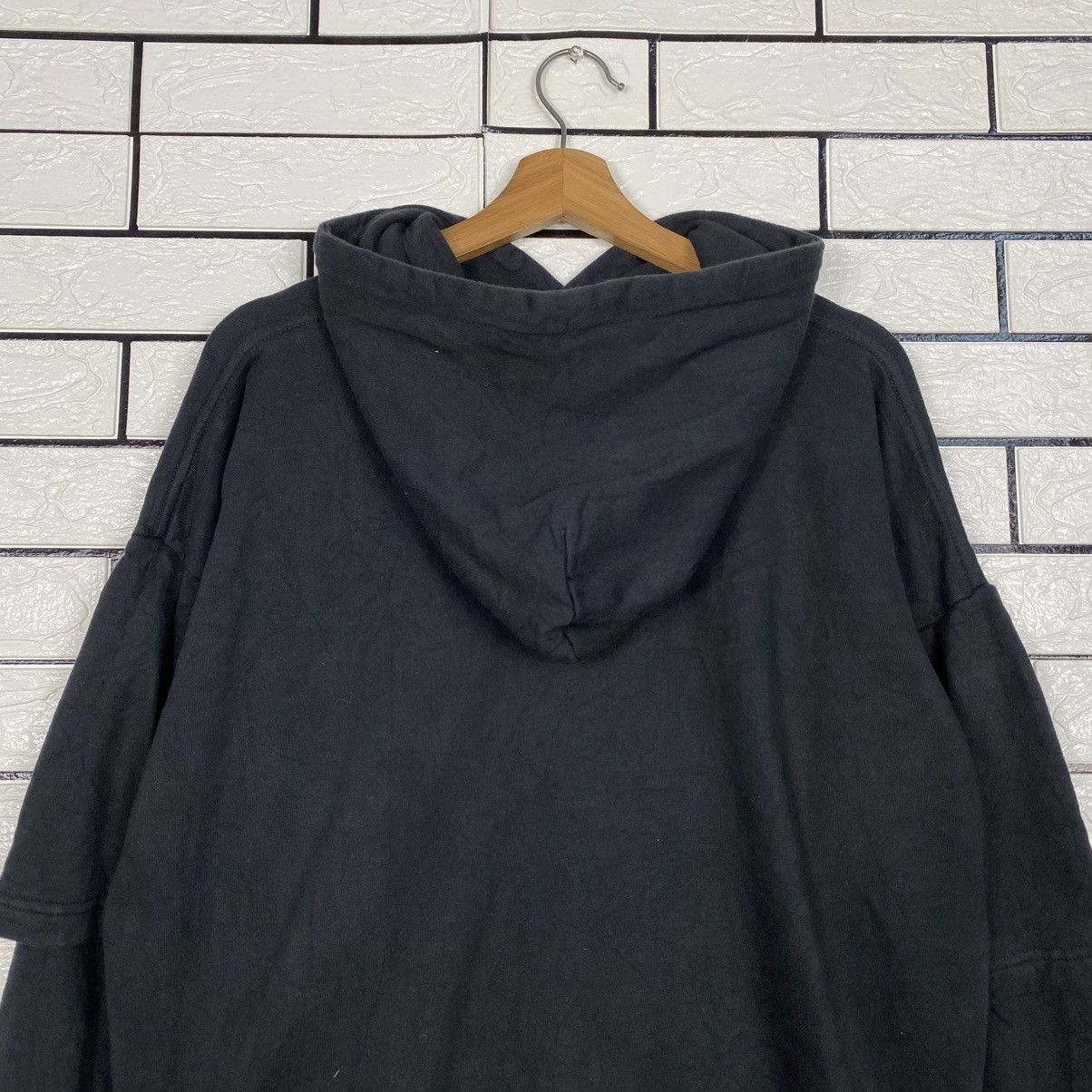 Japanese Brand 📌Vintage Hoodie Pull Over Vans Centre Logo Size US M / EU 48-50 / 2 - 10 Thumbnail