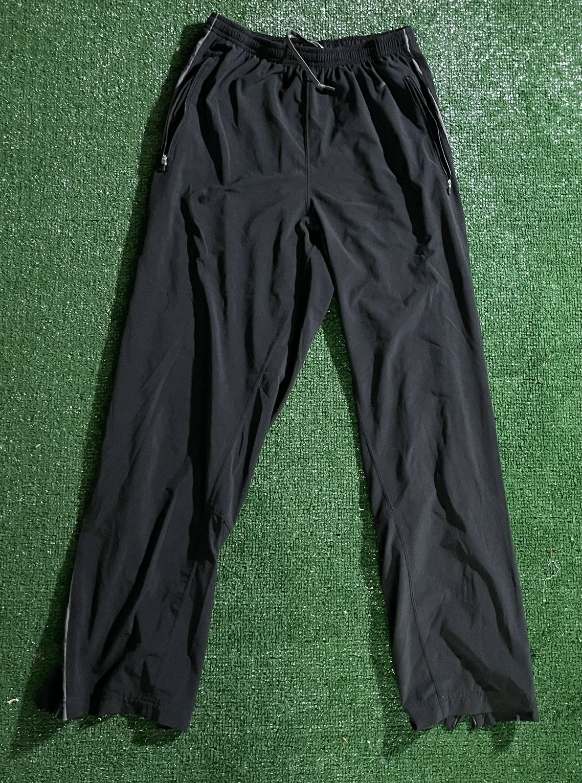 Nike Nike Black Joggers Size US 30 / EU 46 - 1 Thumbnail