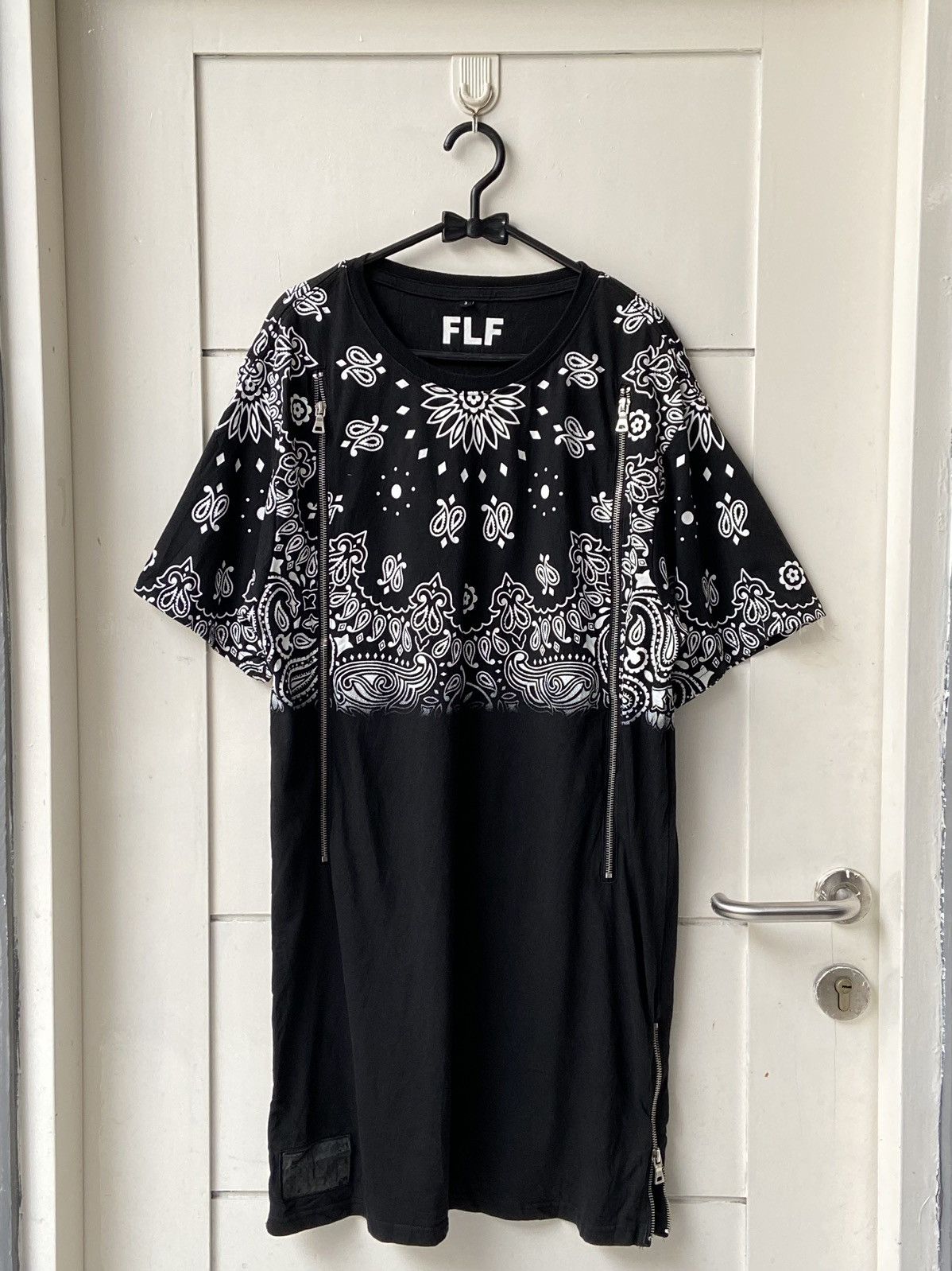 Japanese Brand FLF FOUR LIFE NYC T-shirt Size US M / EU 48-50 / 2 - 1 Thumbnail