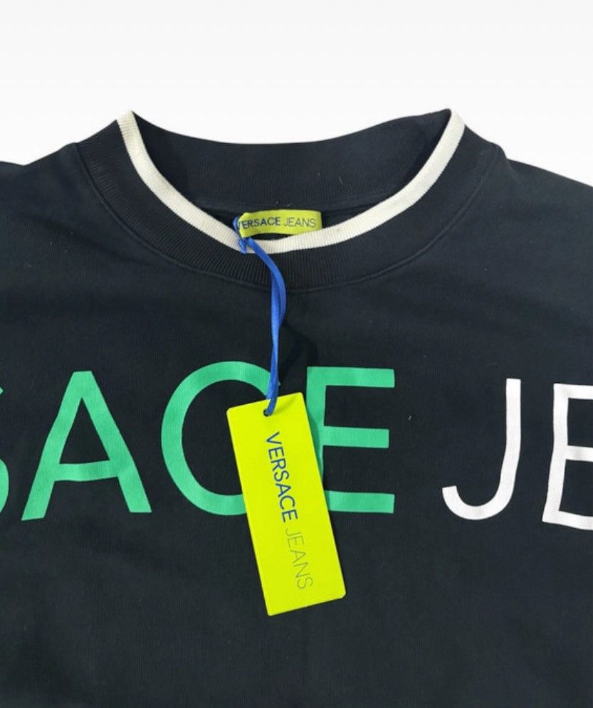 Versace Jeans Couture Versace Jeans Pullover | Größe XXL Pashanim | Vintage | Y2K Size US XXL / EU 58 / 5 - 2 Thumbnail