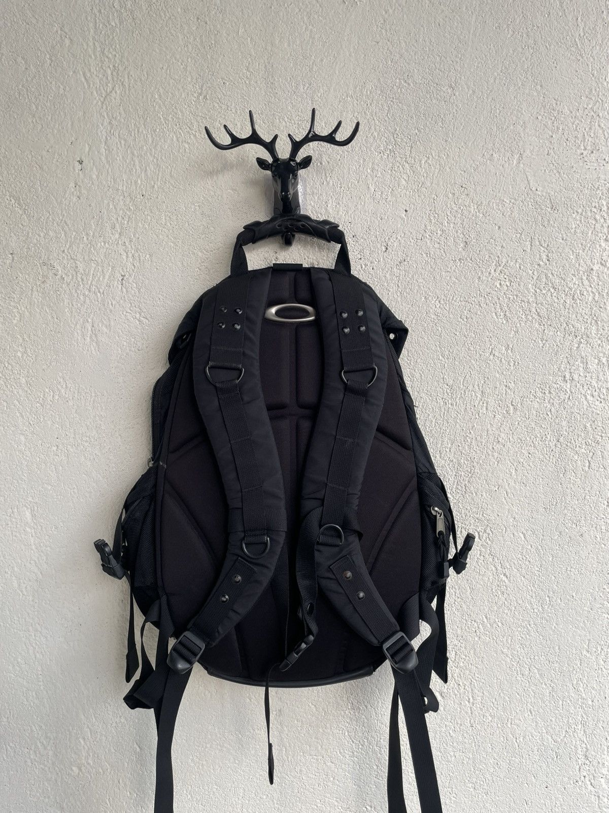 Oakley Rare Oakley Tactical Black Utility Backpack Techwear Outdoor Size ONE SIZE - 10 Thumbnail
