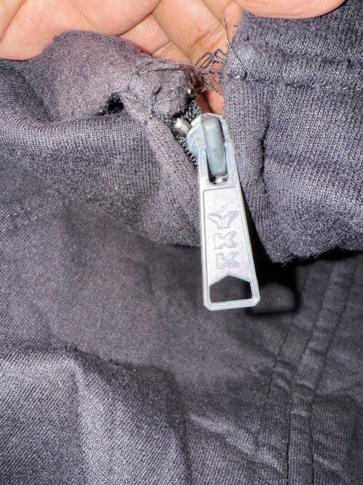 Carhartt VINTAGE CARHARTT DISTRESS ZIPPER HOODIES Size US L / EU 52-54 / 3 - 8 Thumbnail