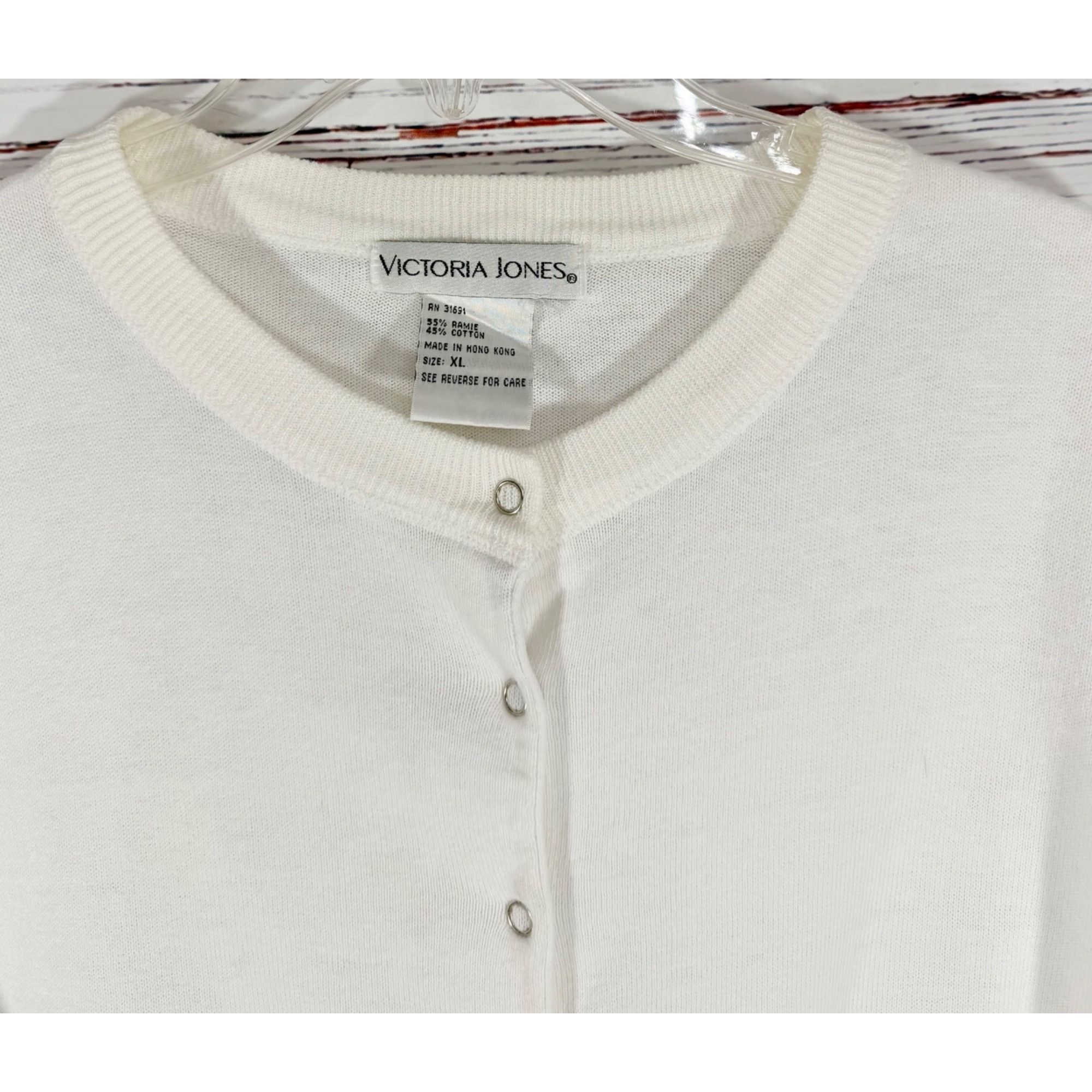 Vintage Vintage Victoria Jones Womens XL White Snap Front Knit Cardi Size XL / US 12-14 / IT 48-50 - 9 Thumbnail