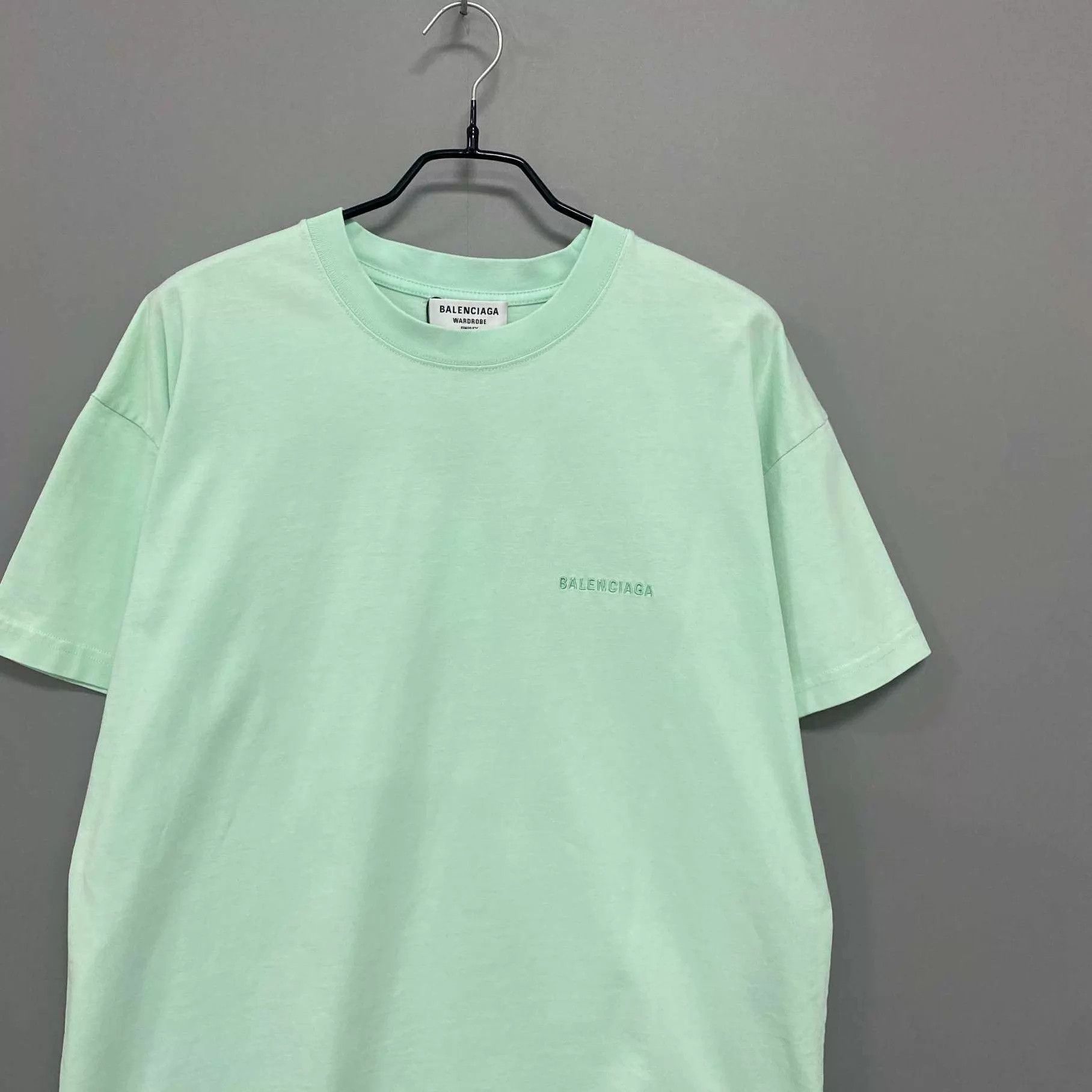 Balenciaga Balenciaga Embroidered Logo Mint Green Short Sleeve L Size US L / EU 52-54 / 3 - 1 Thumbnail