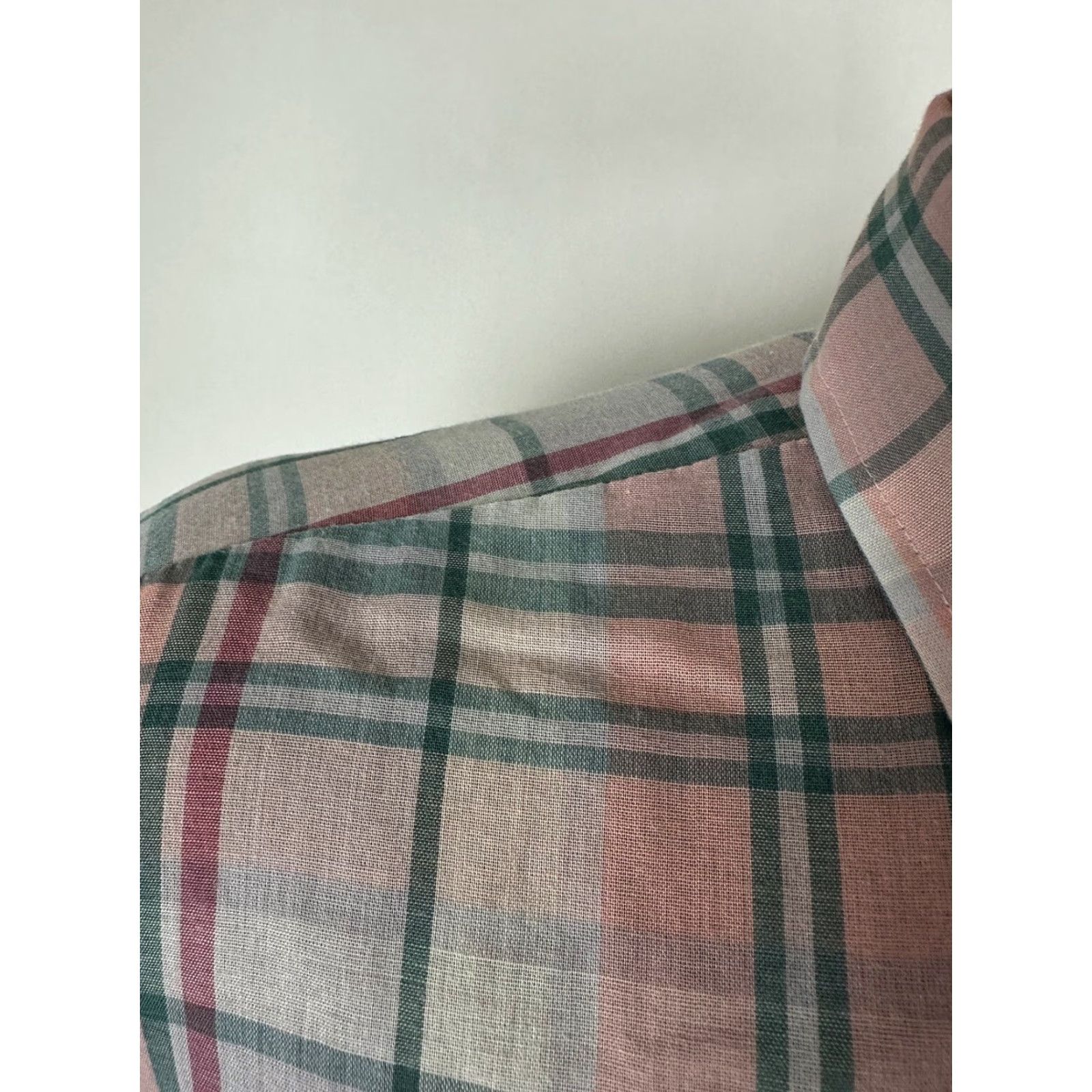 Pinko VINTAGE Dee Cee Shirt 80s Button-Up Slim Fit Men M Pink Plaid Lightweight Cotton Polyester Casual, Business, Travel Mens Size US M / EU 48-50 / 2 - 5 Thumbnail