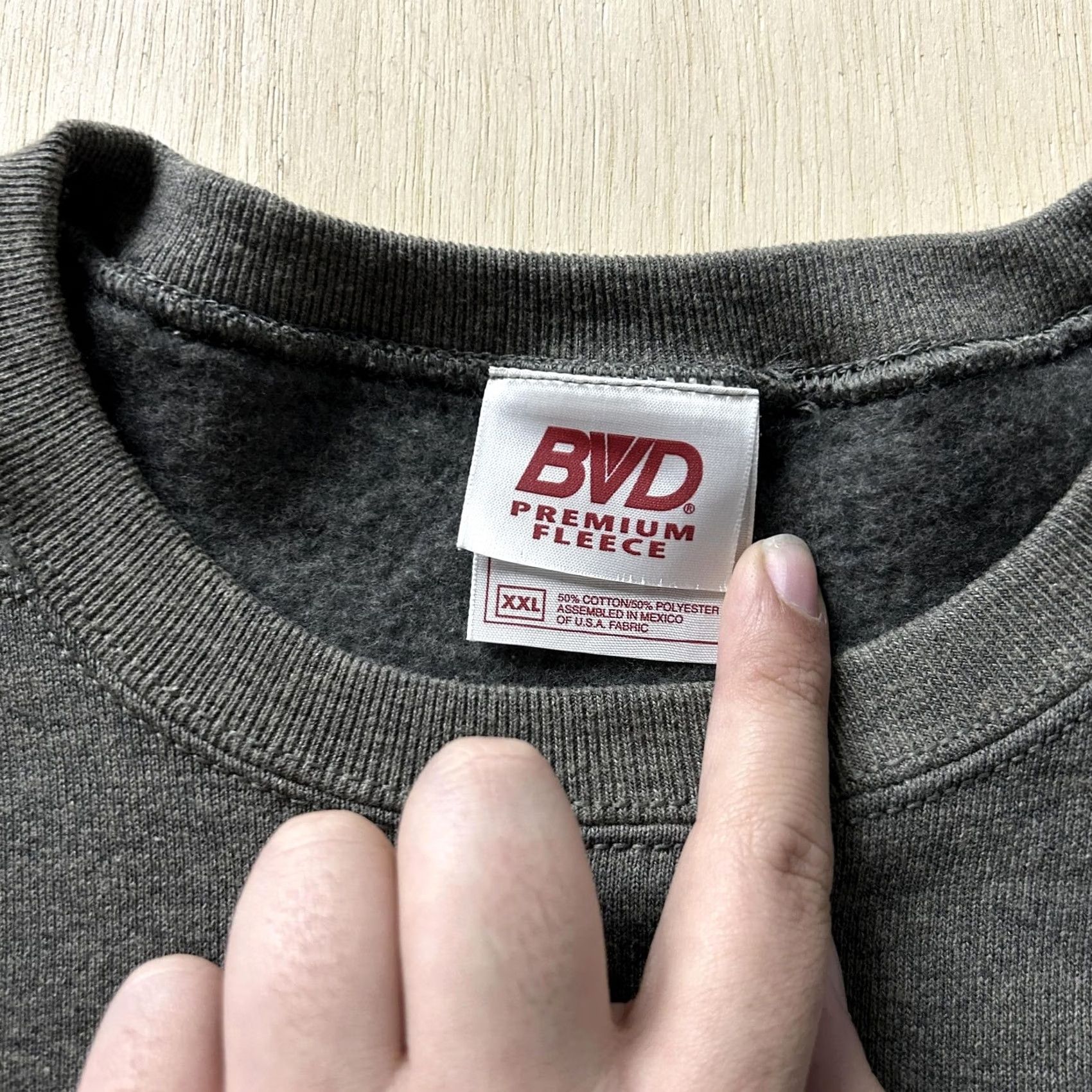 Vintage Vintage BVD Sweatshirt Mens 2XL Gray Fleece Crewneck Pullover Regular Fit Continuous Across Seasons Women? Size US XXL / EU 58 / 5 - 2 Thumbnail