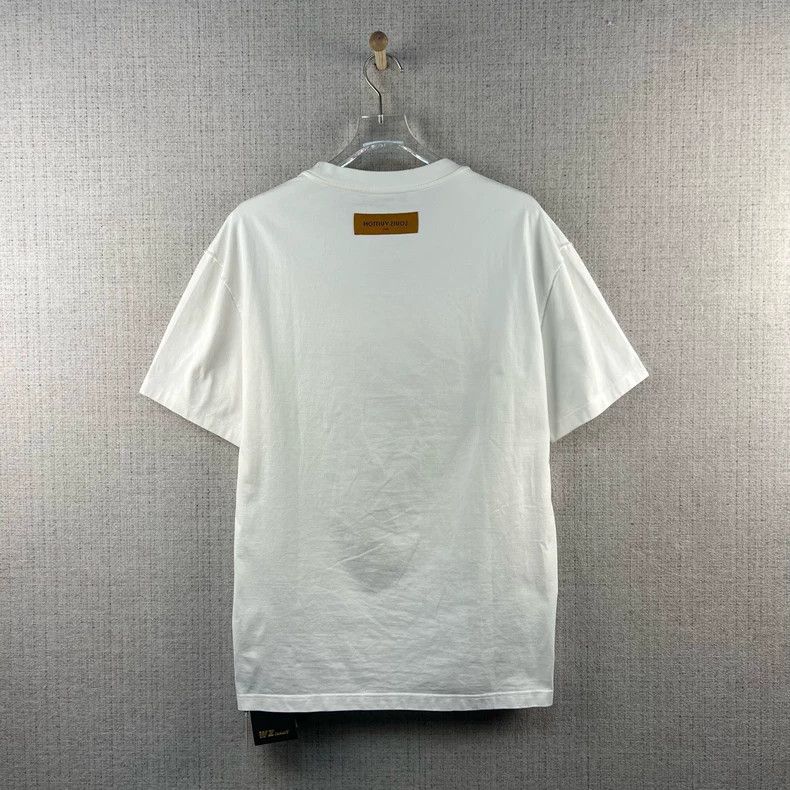 Louis Vuitton Louis Vuitton FW22 Cursive Logo Printed Crew Neck Short Sl Size US XL / EU 56 / 4 - 2 Thumbnail