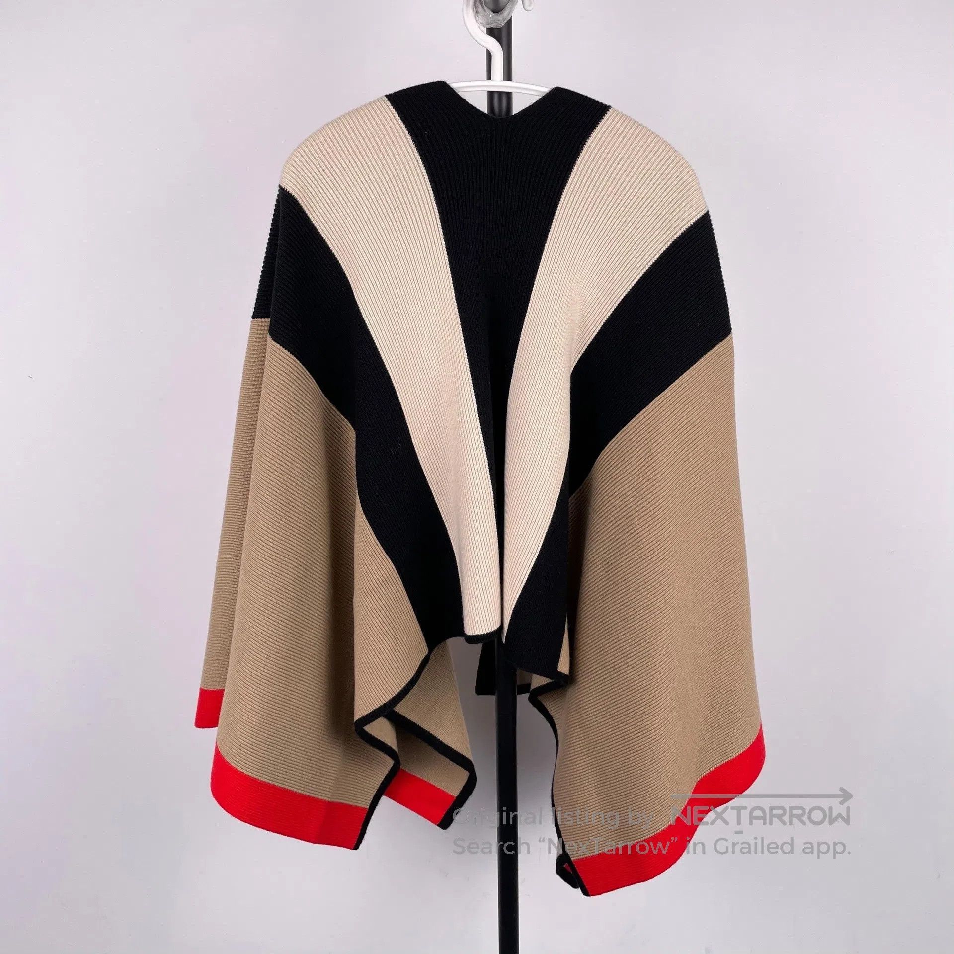 Burberry Burberry Color-blocked Plaid Wool Cloak Shawl| Size S / US 4 / IT 40 - 2 Thumbnail