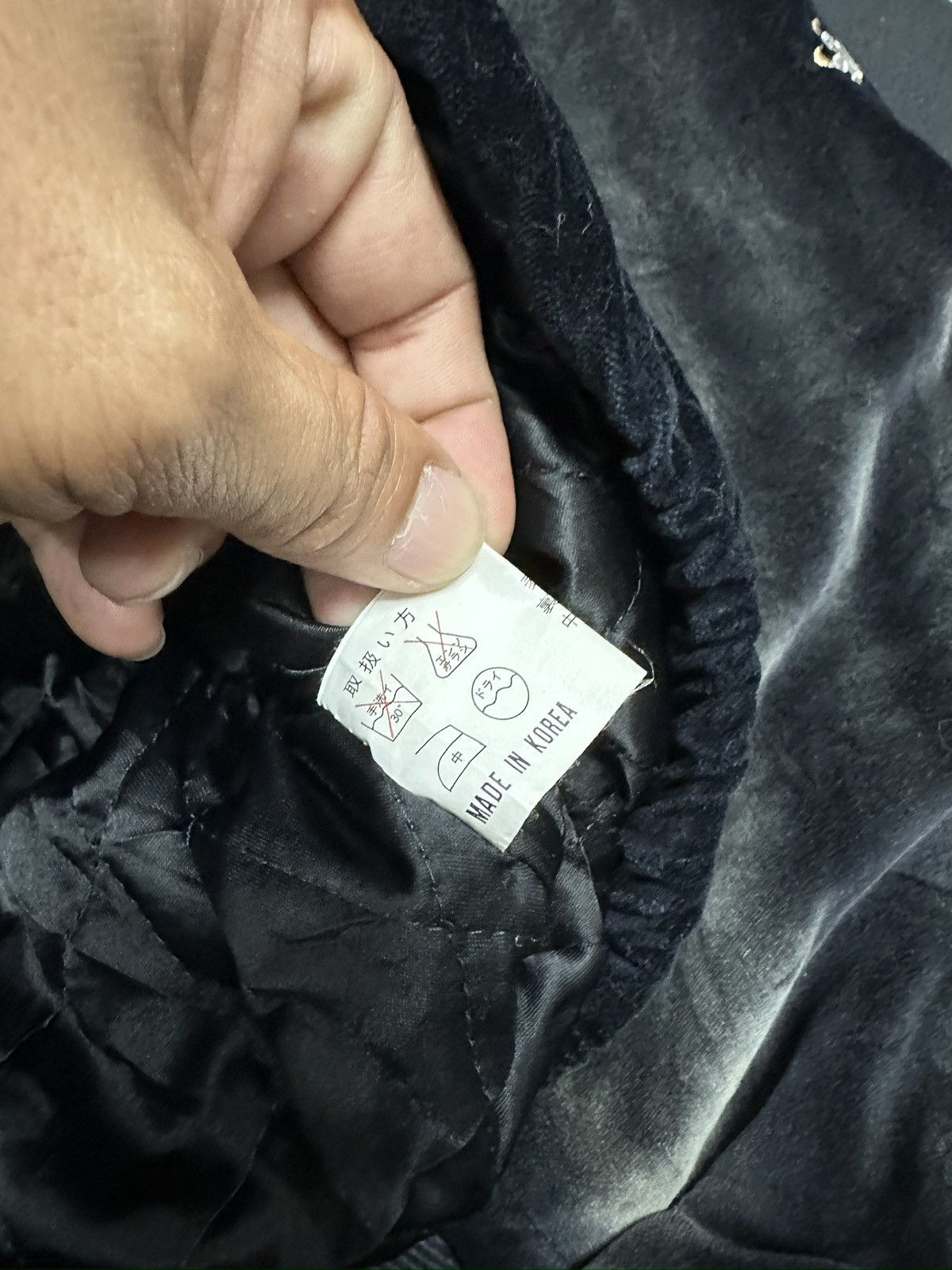 Vintage Vintage 90s Houston Velvet Sukajan Souvenir Jacket Sunfaded Size US L / EU 52-54 / 3 - 7 Thumbnail