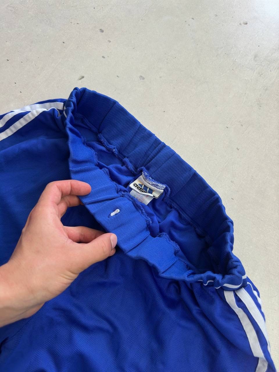 Adidas Vintage Adidas 3-Stripes Athletic Shorts Men’s Large Blue Size US 34 / EU 50 - 5 Thumbnail