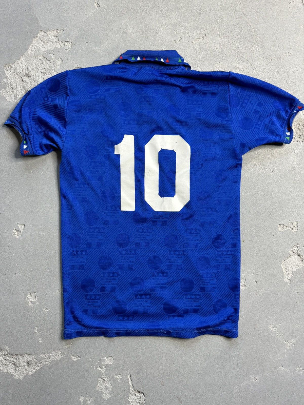 Vintage Baggio Italy 1994 World Cup Home Vintage Football Jersey Size US S / EU 44-46 / 1 - 2 Thumbnail