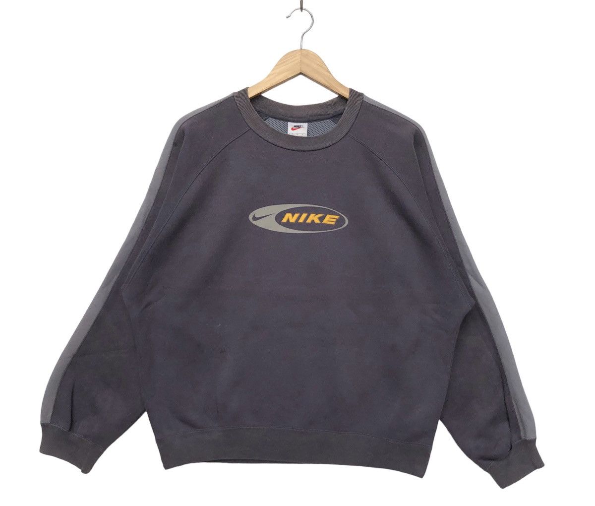 Nike Vintage 90s Nike Big Logo Sweatshirt | Spell Out Embroidered Size US L / EU 52-54 / 3 - 1 Thumbnail