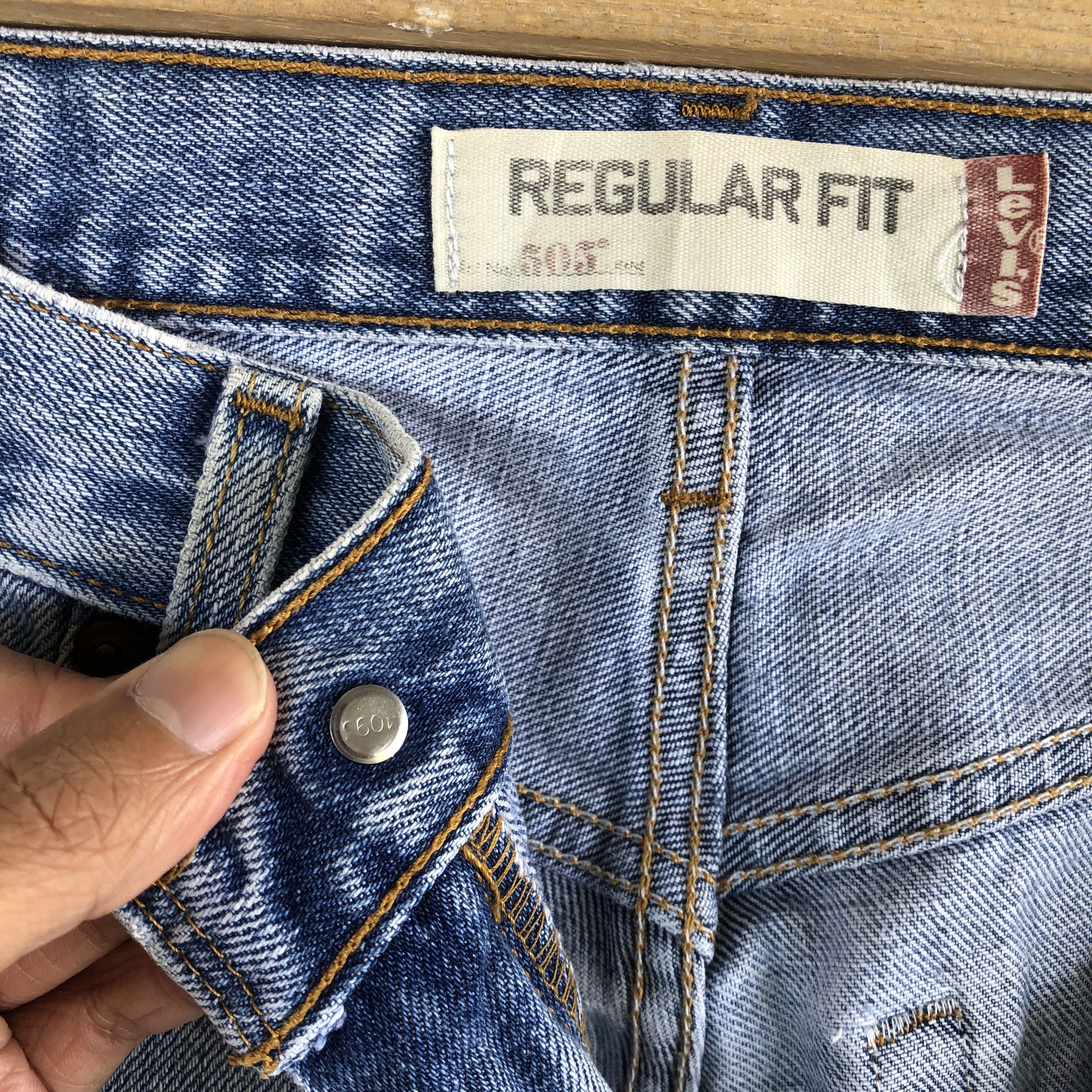 Levi's Vintage Levis 505 Jeans Levi's Sun Faded Light Wash Denim Size US 30 / EU 46 - 7 Thumbnail