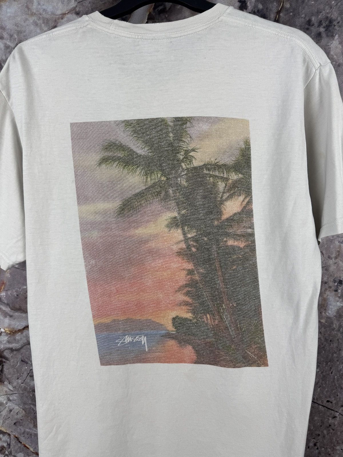 Stussy Men’s Stussy T-Shirt Streetwear Big Beach Logo Size Medium Size US M / EU 48-50 / 2 - 16 Thumbnail