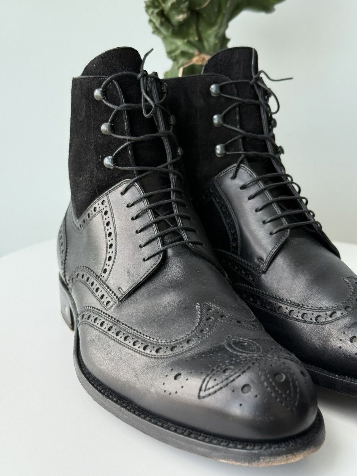 Louis Vuitton Louis Vuitton Brogue Oxford Ankle Boot Higt Leather / Suede Size US 11 / EU 44 - 6 Thumbnail