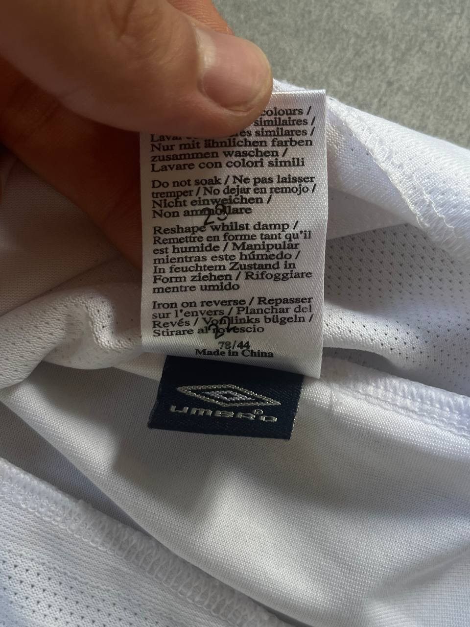 Umbro England Umbro 07-09 Home Kit Size US XL / EU 56 / 4 - 5 Thumbnail