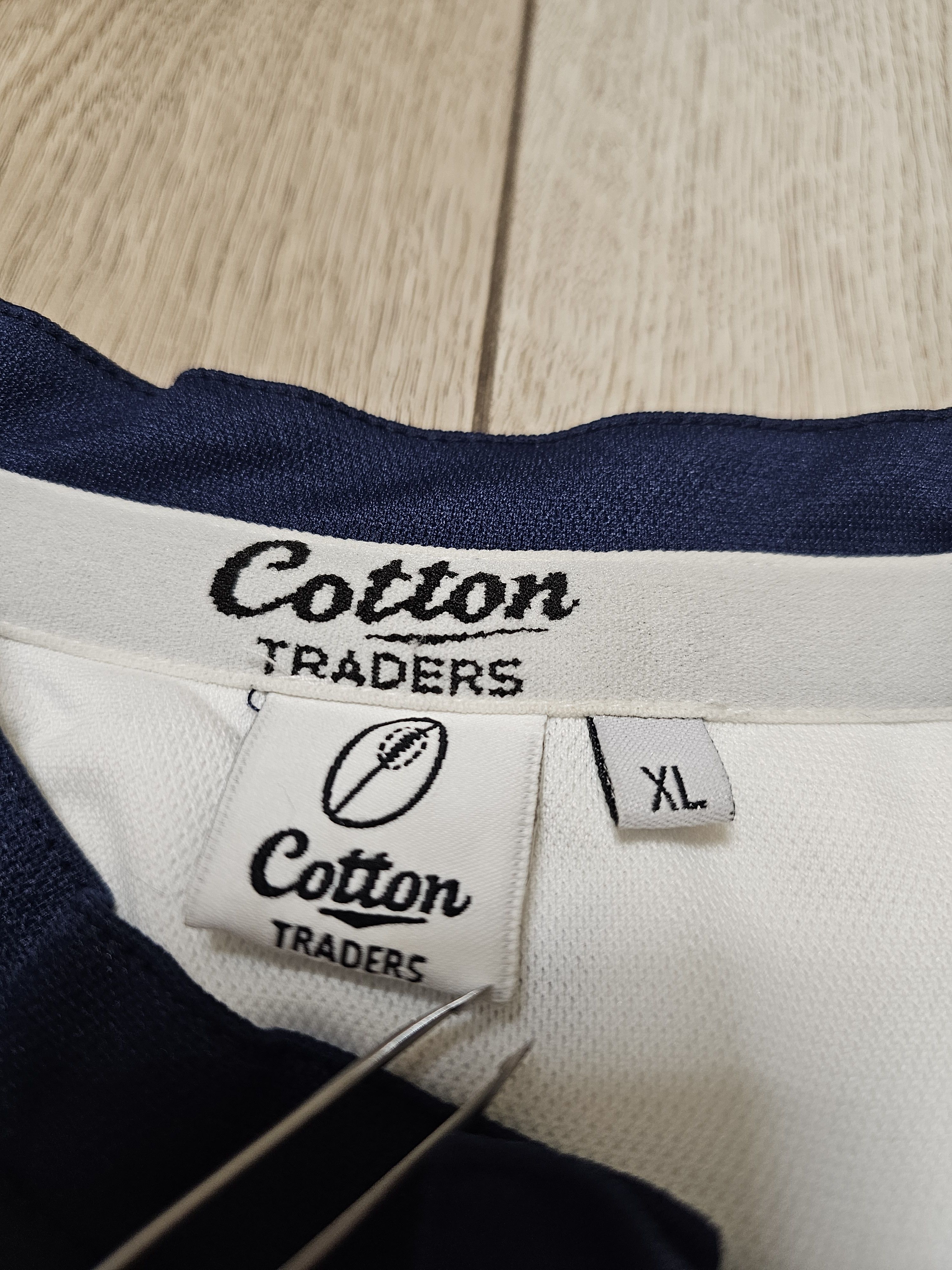 Cotton Traders SALE SHARKS RUGBY JERSEY ENGLAND RUGBY SHIRT RUGBY JERSEY Size US XL / EU 56 / 4 - 6 Thumbnail