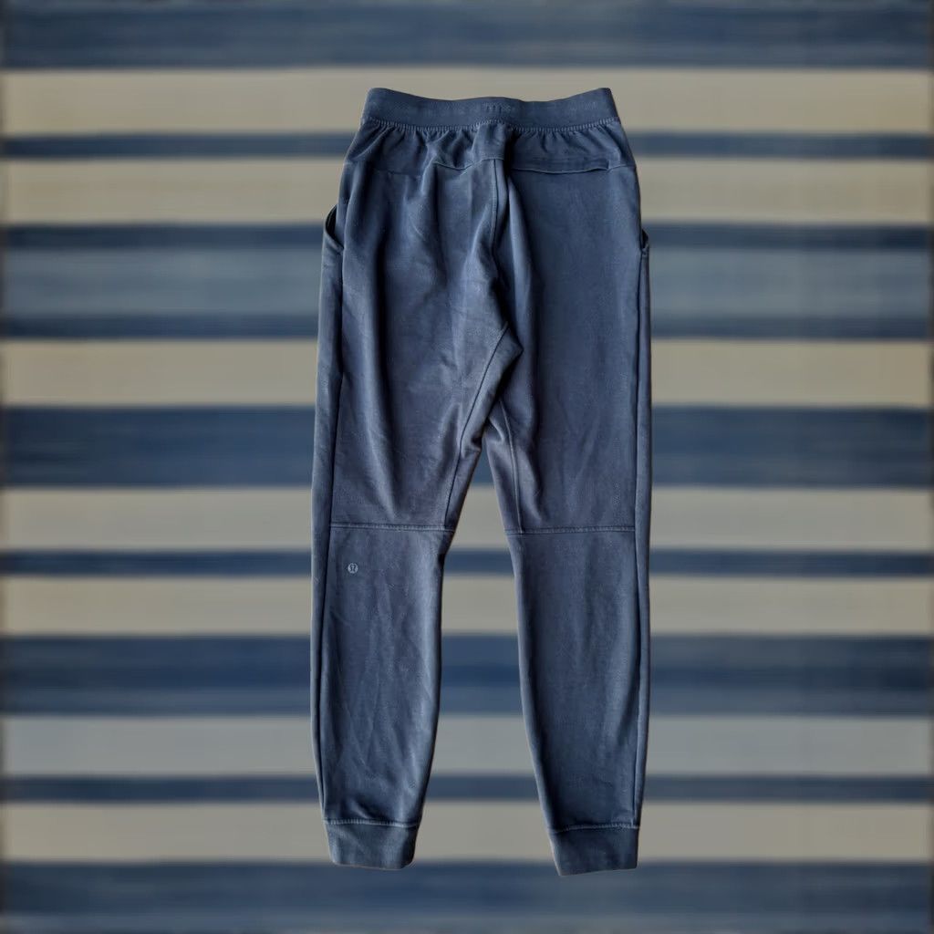 Lululemon Lululemon City Sweat Jogger Men’s XS Black Athletic Pants Gym Regular Inseam 28.5 Pockets Elastic Waist Size US 27 - 1 Thumbnail