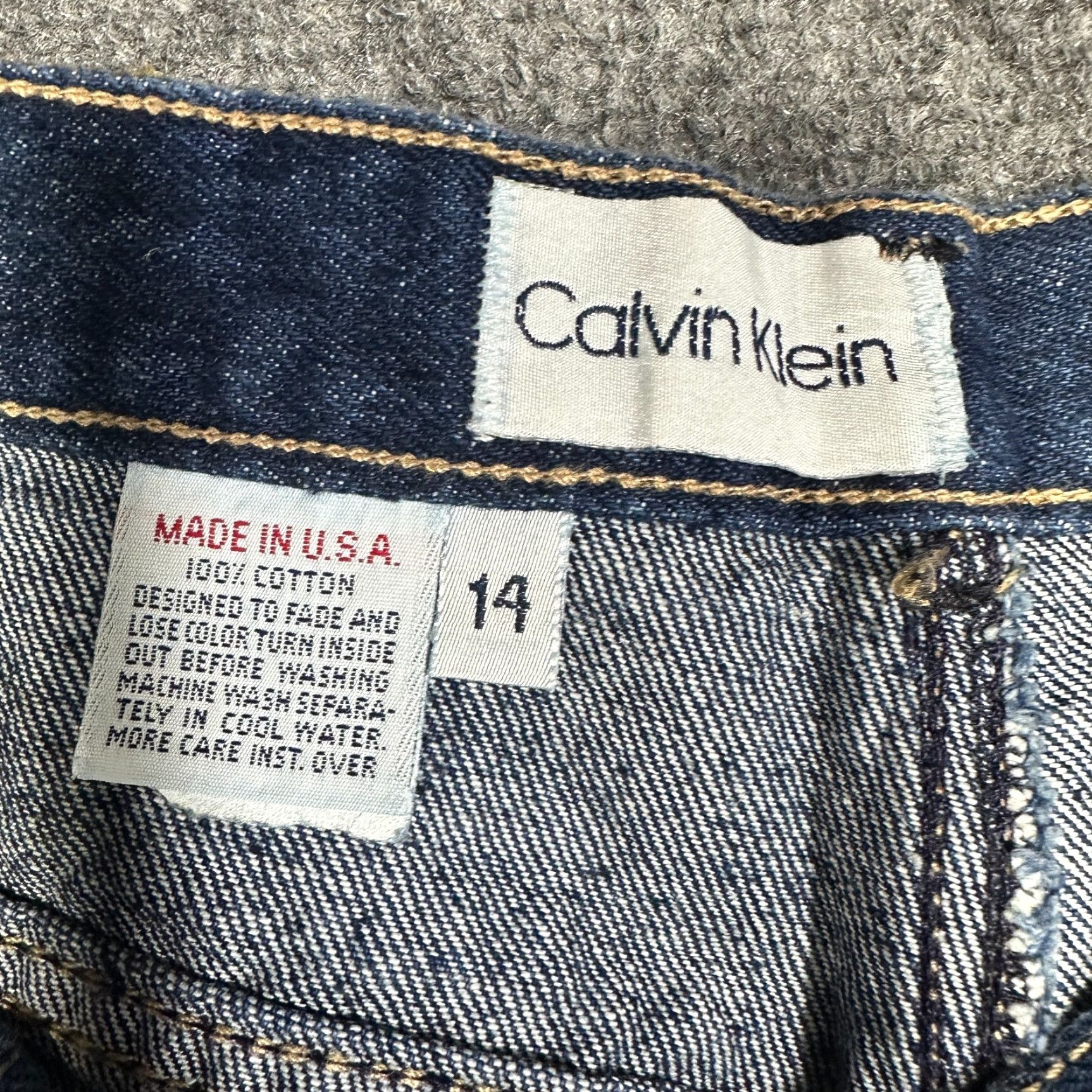 Calvin Klein Calvin Klein Jeans Womens 14 High Rise Mom Jean Tapered Leg Blue Cotton Blend 5-Pocket Denim Buttons Zipper Pockets Size 36" / US 14 / IT 50 - 5 Thumbnail