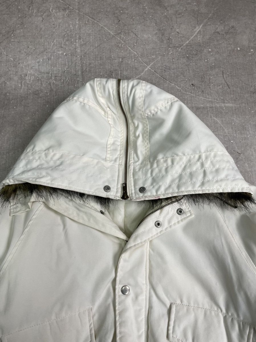Alpha Industries If six was nine Alaska hood zip bomber white jacket y2k Size US M / EU 48-50 / 2 - 7 Thumbnail