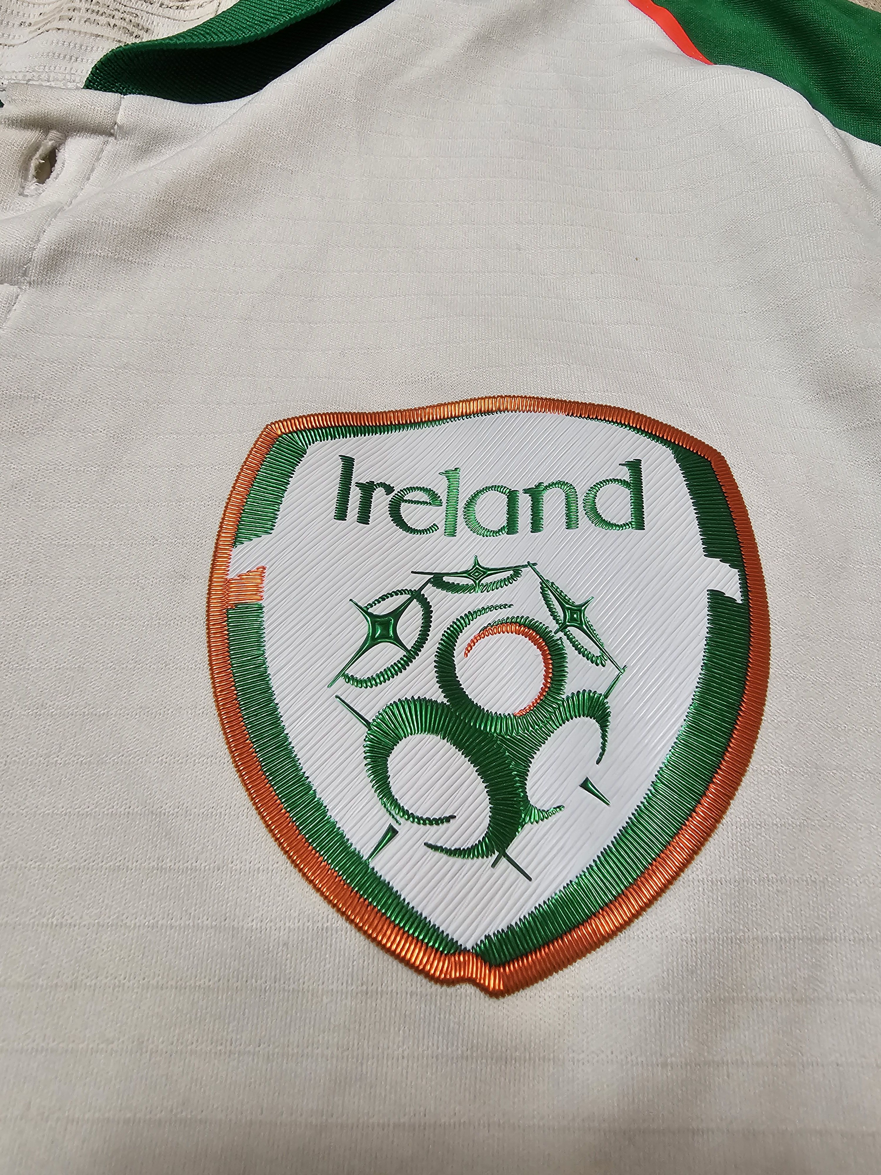 All Sport IRELAND 2018 2020 AWAY FOOTBALL SHIRT SOCCER JERSEY Size US S / EU 44-46 / 1 - 4 Thumbnail