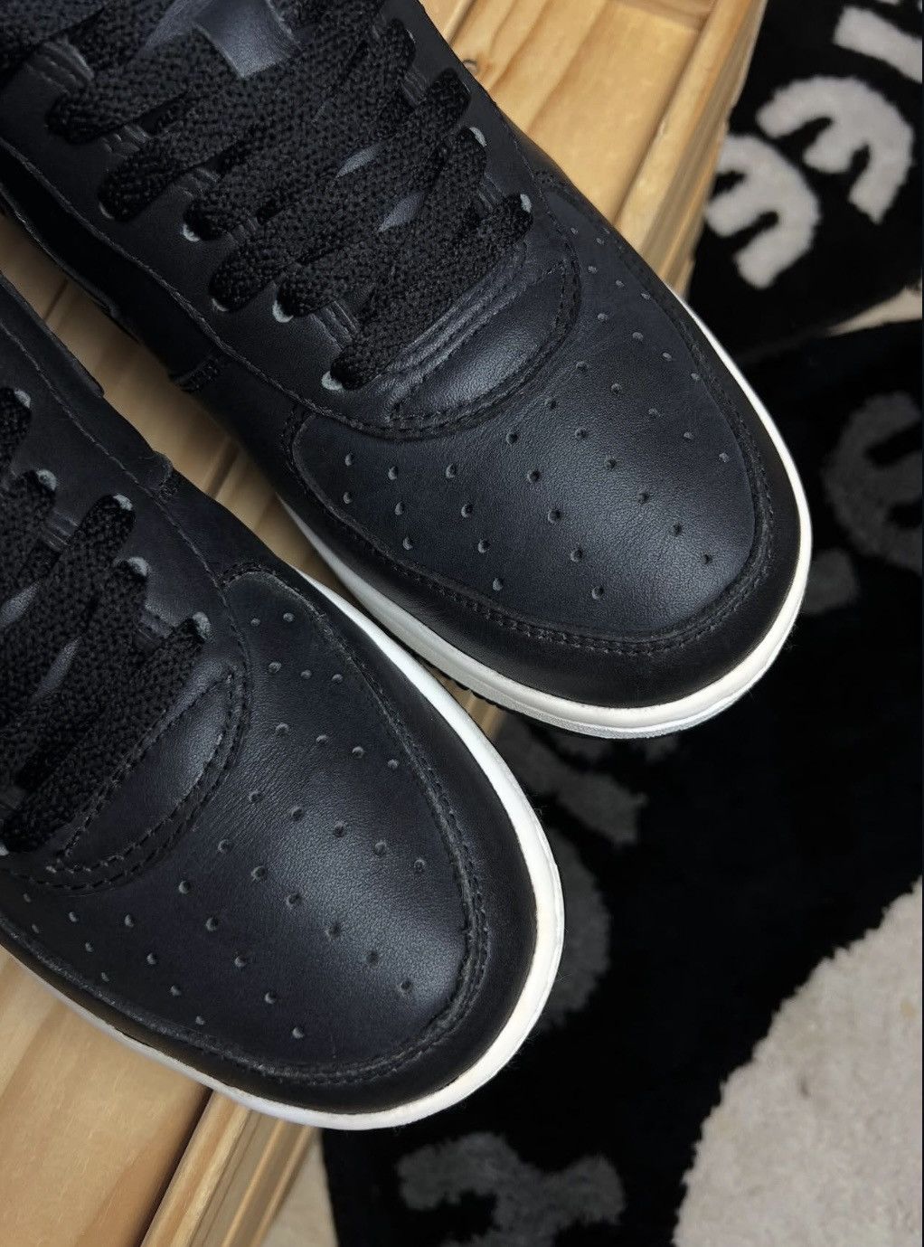 Bape 2004 A Bathing Ape x Neighborhood Black Bapesta 1 out of 100 Size US 9.5 / EU 42-43 - 3 Thumbnail