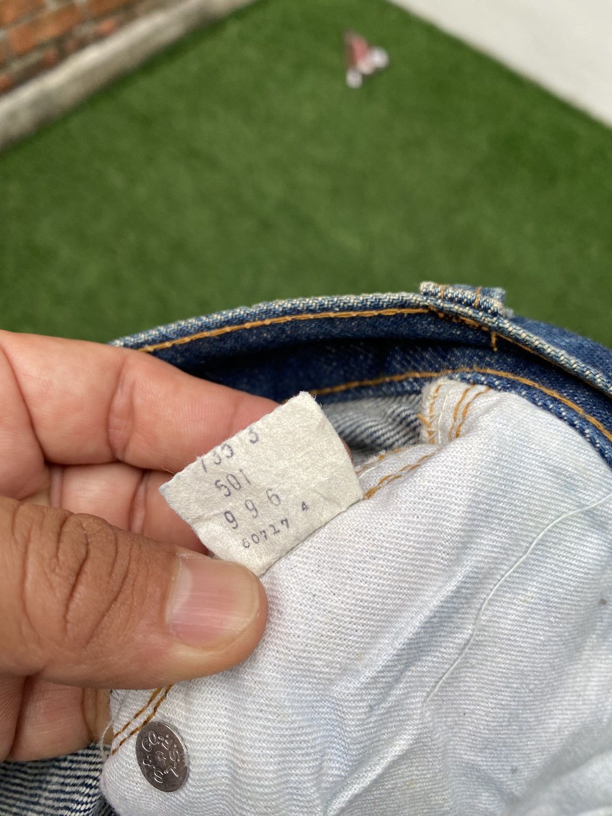 Levi's Vintage Clothing W29x32 Vintage levi's 501 redline made in USA Size US 29 - 9 Thumbnail