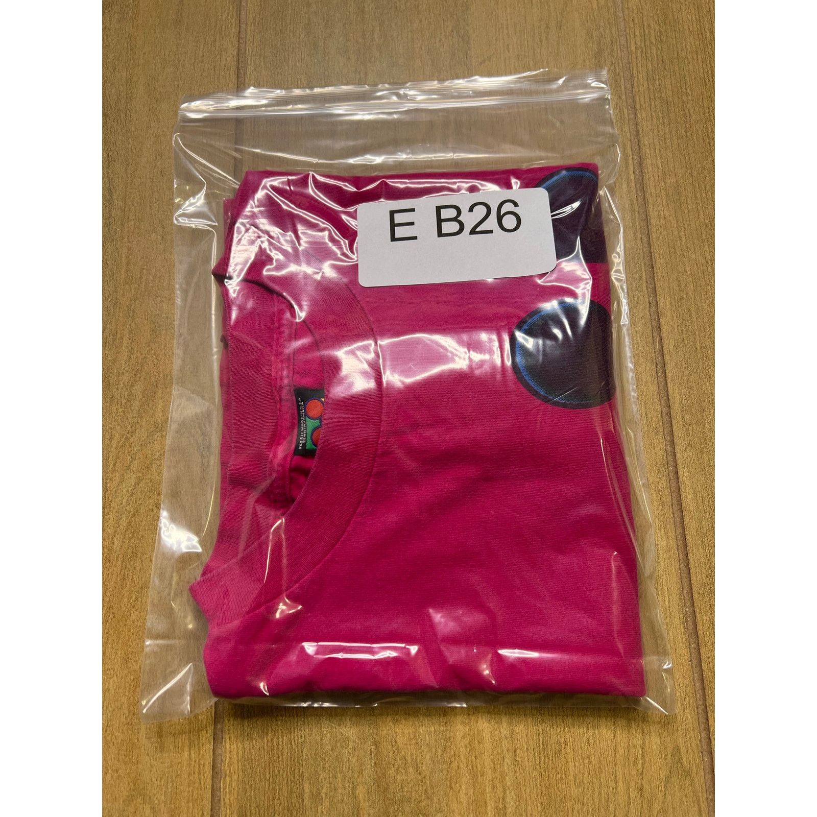 Mickey Unlimited Vintage 90s Disney Mickey Mouse T-shirt bright pink L Y2K Size US L / EU 52-54 / 3 - 11 Thumbnail