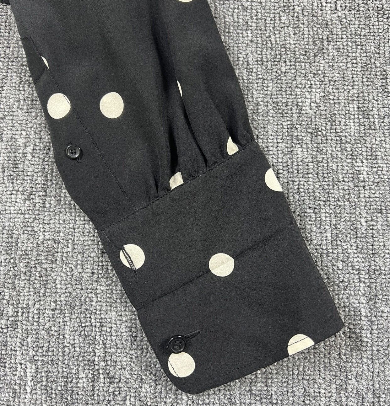 Saint Laurent Paris Saint Laurent slp21s silk polka dot shirt2412-Nextarrow Size US S / EU 44-46 / 1 - 3 Thumbnail