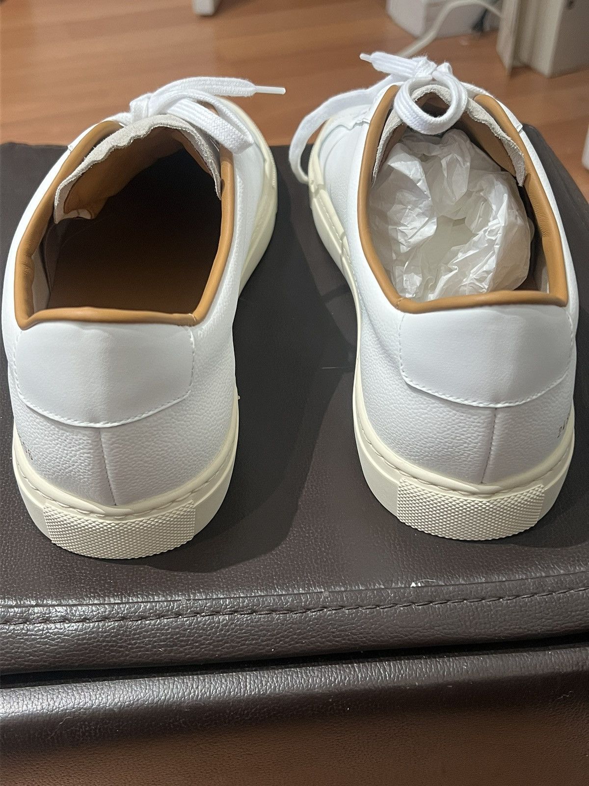 Common Projects Common Projects Retro Low Profile White Size 10.5 Size US 10.5 / EU 43-44 - 2 Thumbnail