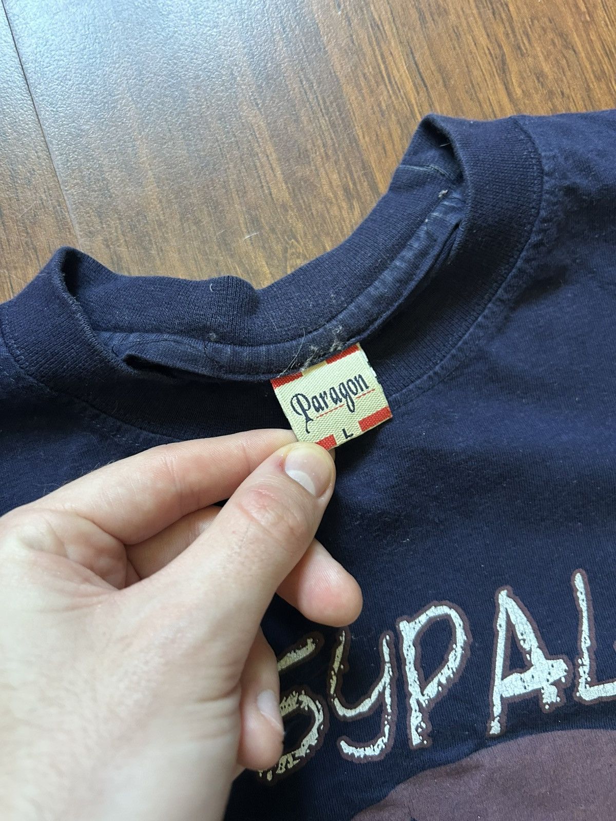 Vintage Vintage 90s Merch Streetwear Style T-shirt Single Stitch Y2K Size US L / EU 52-54 / 3 - 4 Thumbnail