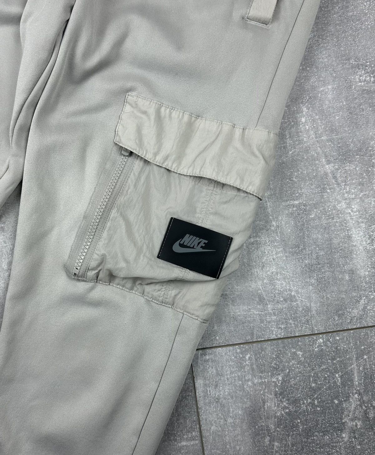 Nike Nike NSW Cargo Sweatpants Swoosh Logo Size US 30 / EU 46 - 3 Thumbnail