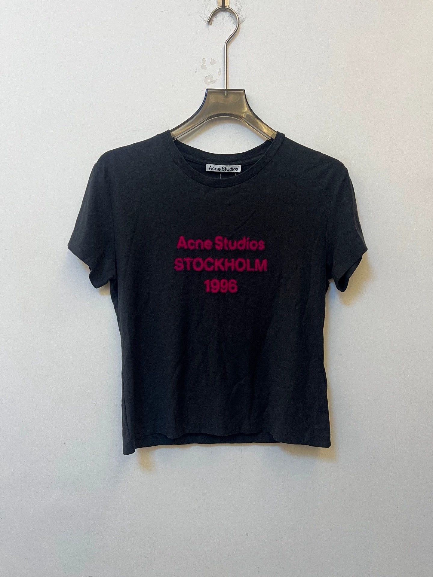 Acne Ss26 Cny Logo Embroidered Oversize Crew Tee L/M in Black, Women's