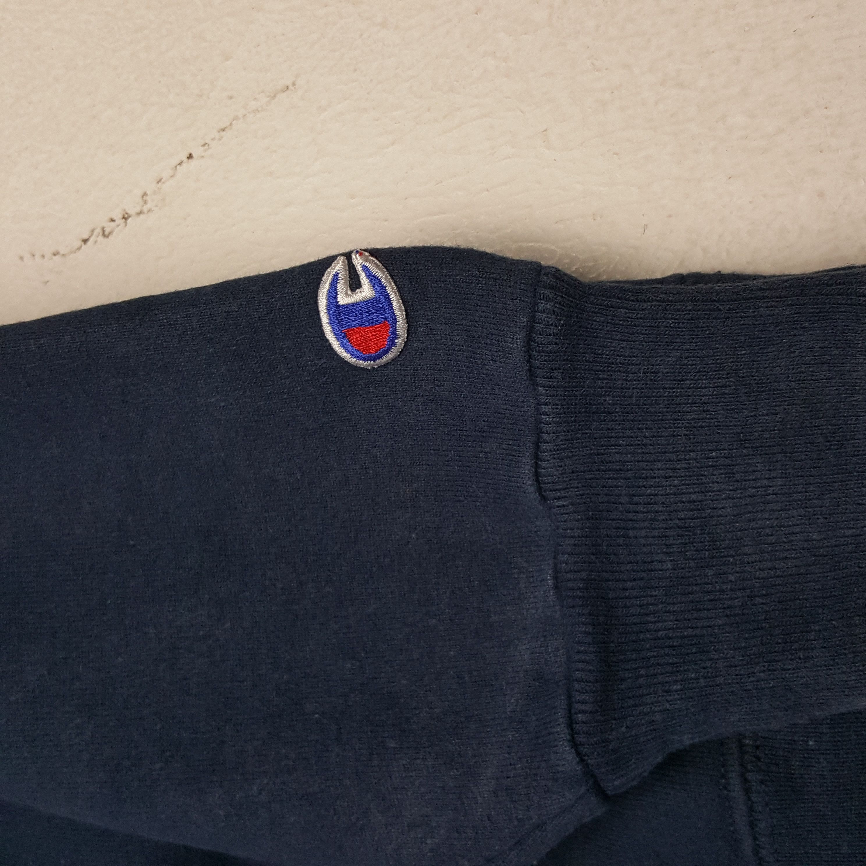 Champion × Vintage Vintage Champion Embroidery Spell Out Sweatshirt Size US M / EU 48-50 / 2 - 7 Thumbnail