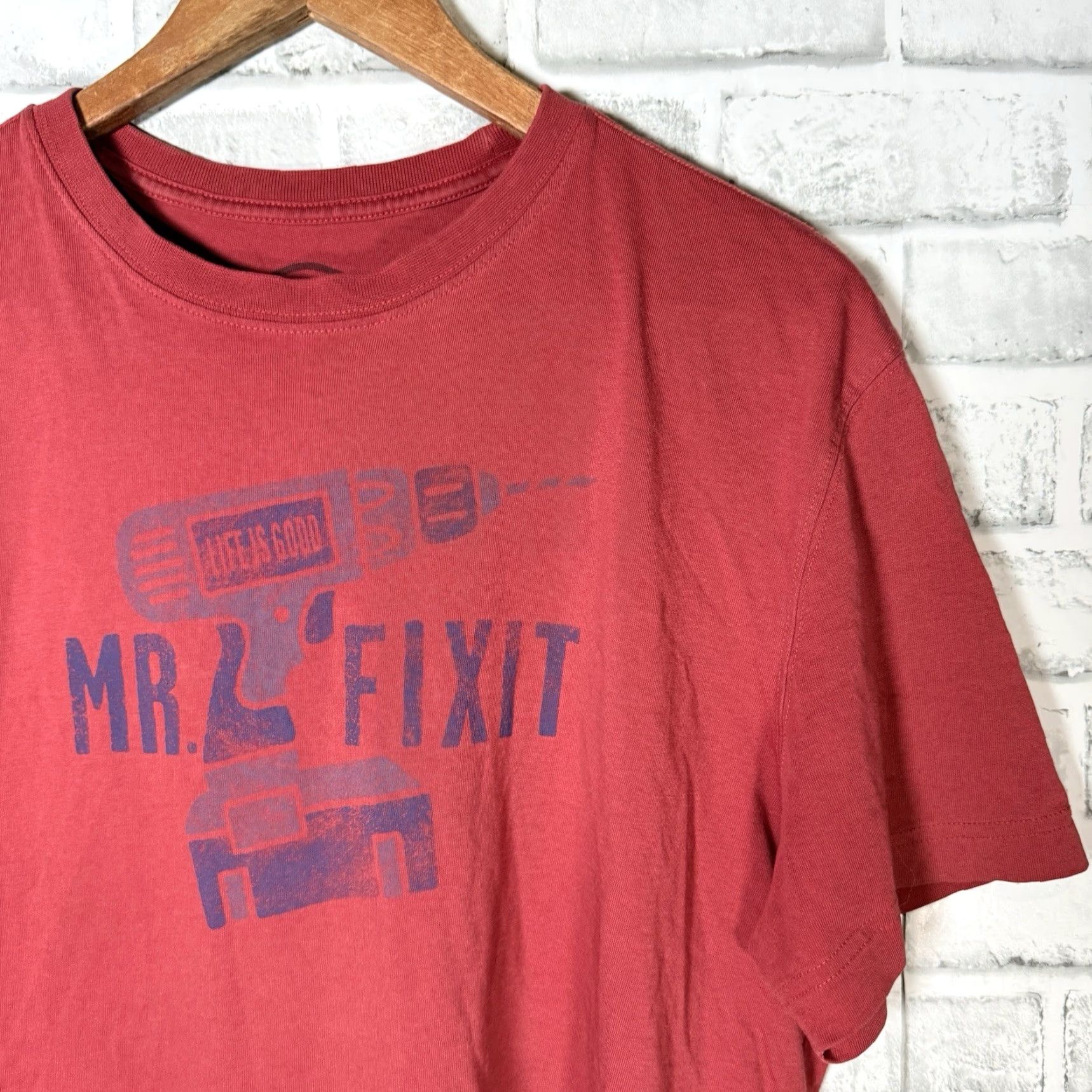Life is Good VINTAGE Life is Good Classic Red Graphic Tee Mens M Shirt Adult Medium Red Classic 90s Mens Size US M / EU 48-50 / 2 - 2 Thumbnail