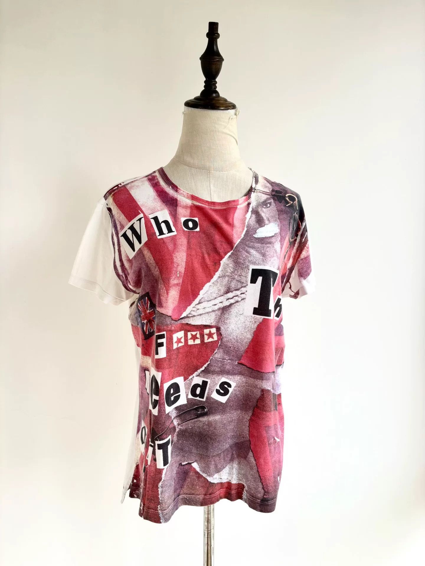 Vivienne Westwood vivienne westwood graphic short sleeve t-shirt Size L / US 10 / IT 46 - 1 Thumbnail