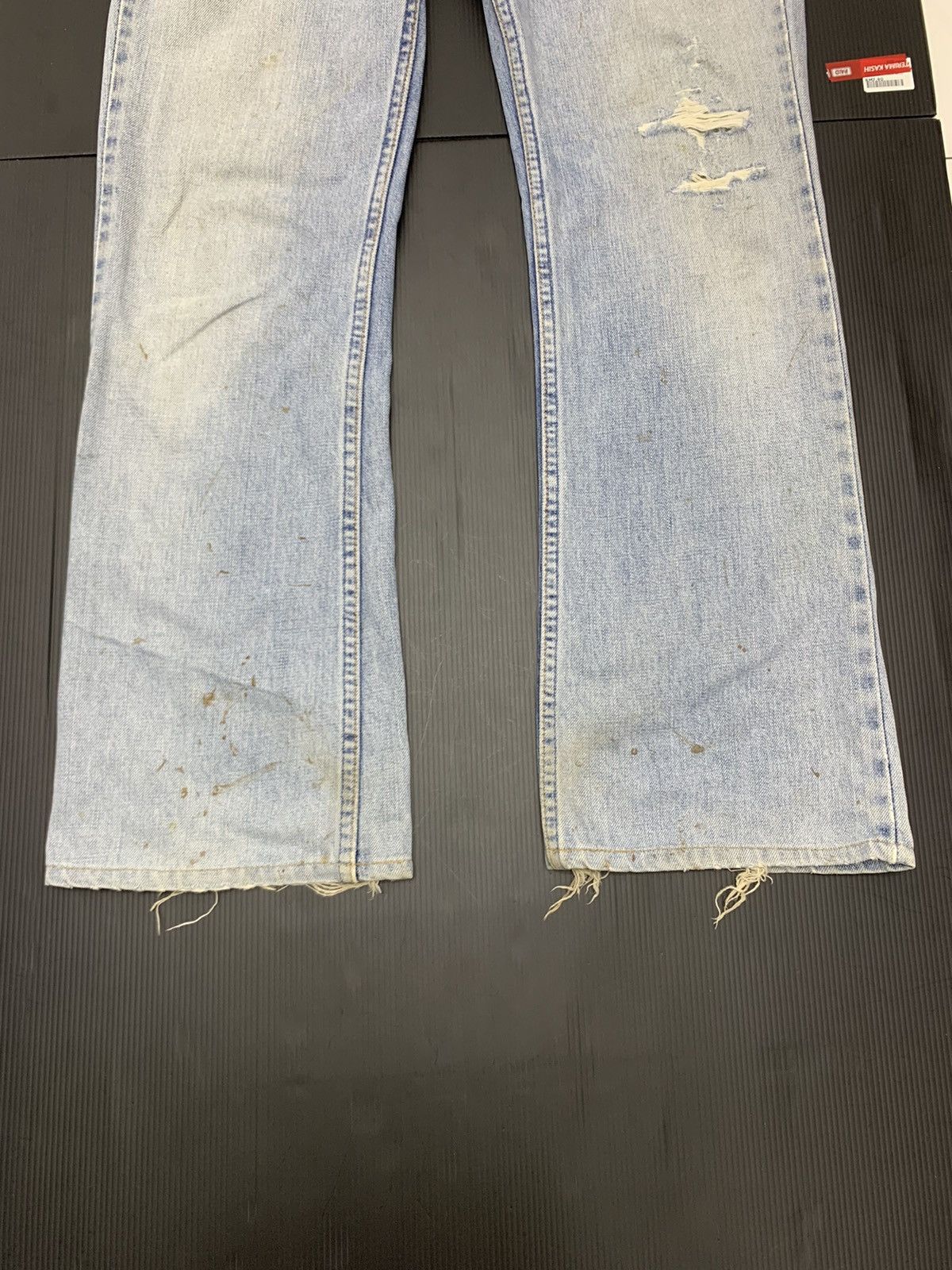 Levi's Vintage Distressed Flared Bell Bottom Levis Jeans Size US 31 - 3 Thumbnail