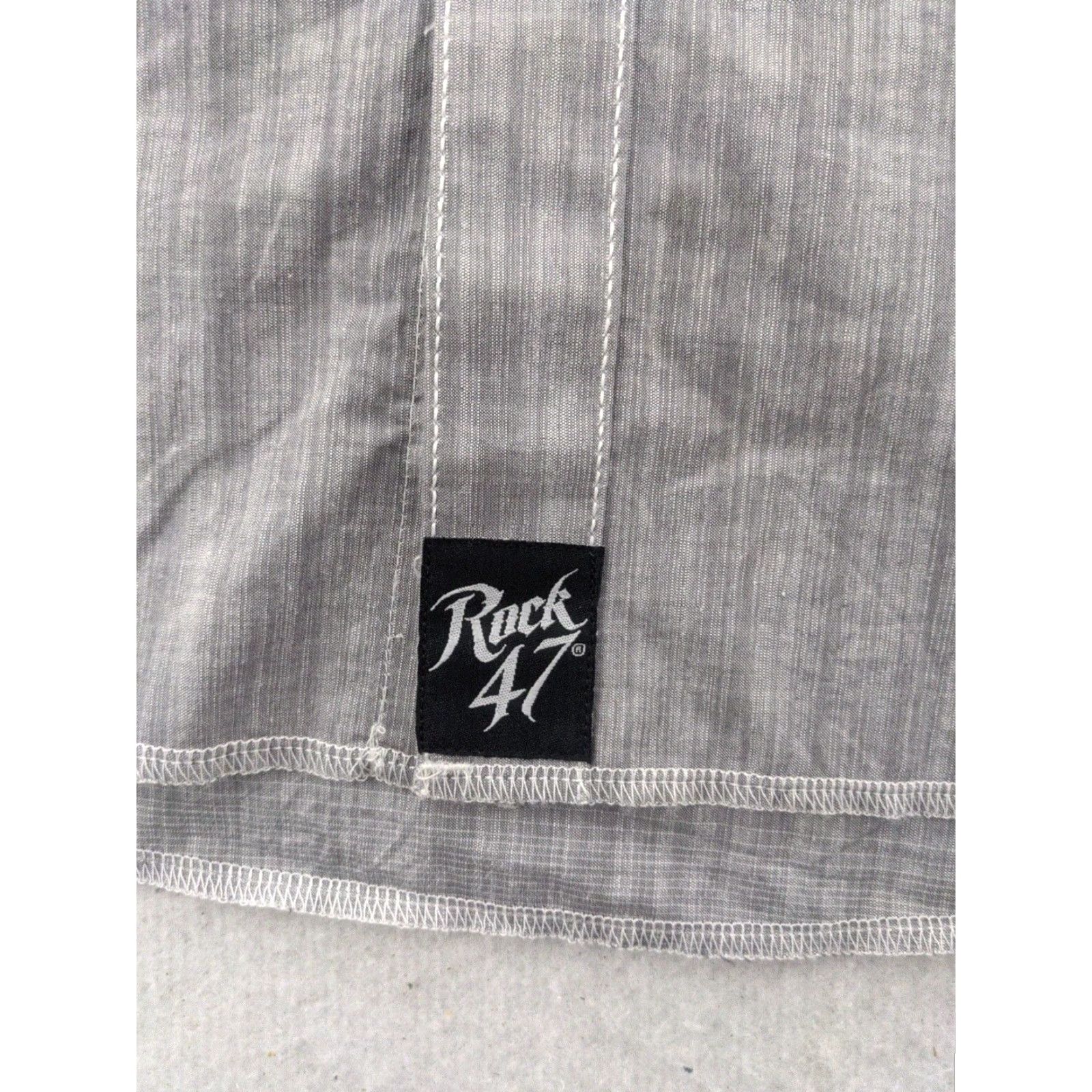 Wrangler Wrangler Rock 47 Button-Up Shirt Mens XL Gray Long Sleeve Snap Collared Western Embroidered Size US XL / EU 56 / 4 - 2 Thumbnail