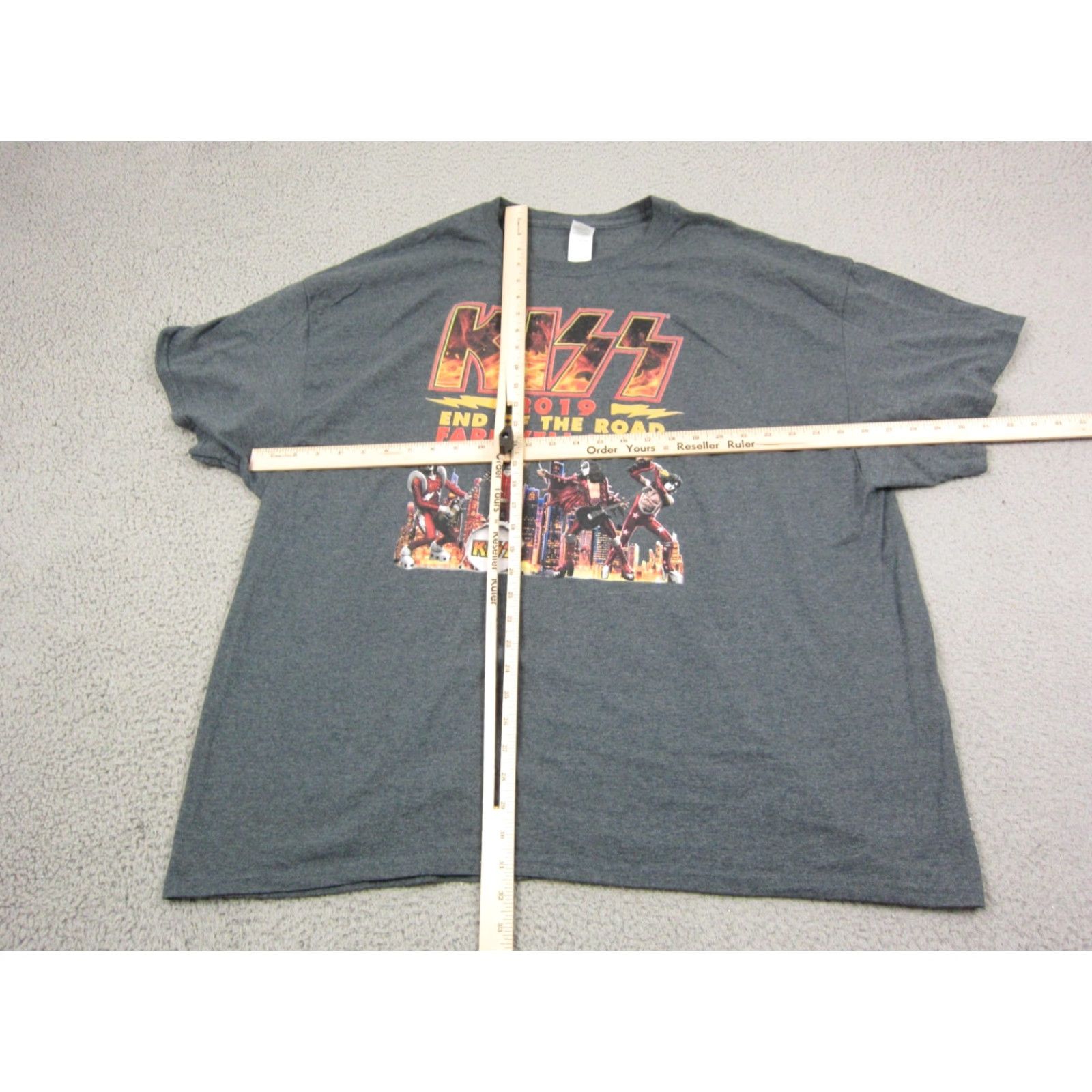 Gildan KISS Shirt Mens 3XL Gray 2019 End of the Road Farewell Tour Concert Y2k T-Shirt Logo Gildan Cotton Short Sleeve Crew Neck Regular Vintage: No Size US XXL / EU 58 / 5 - 6 Thumbnail