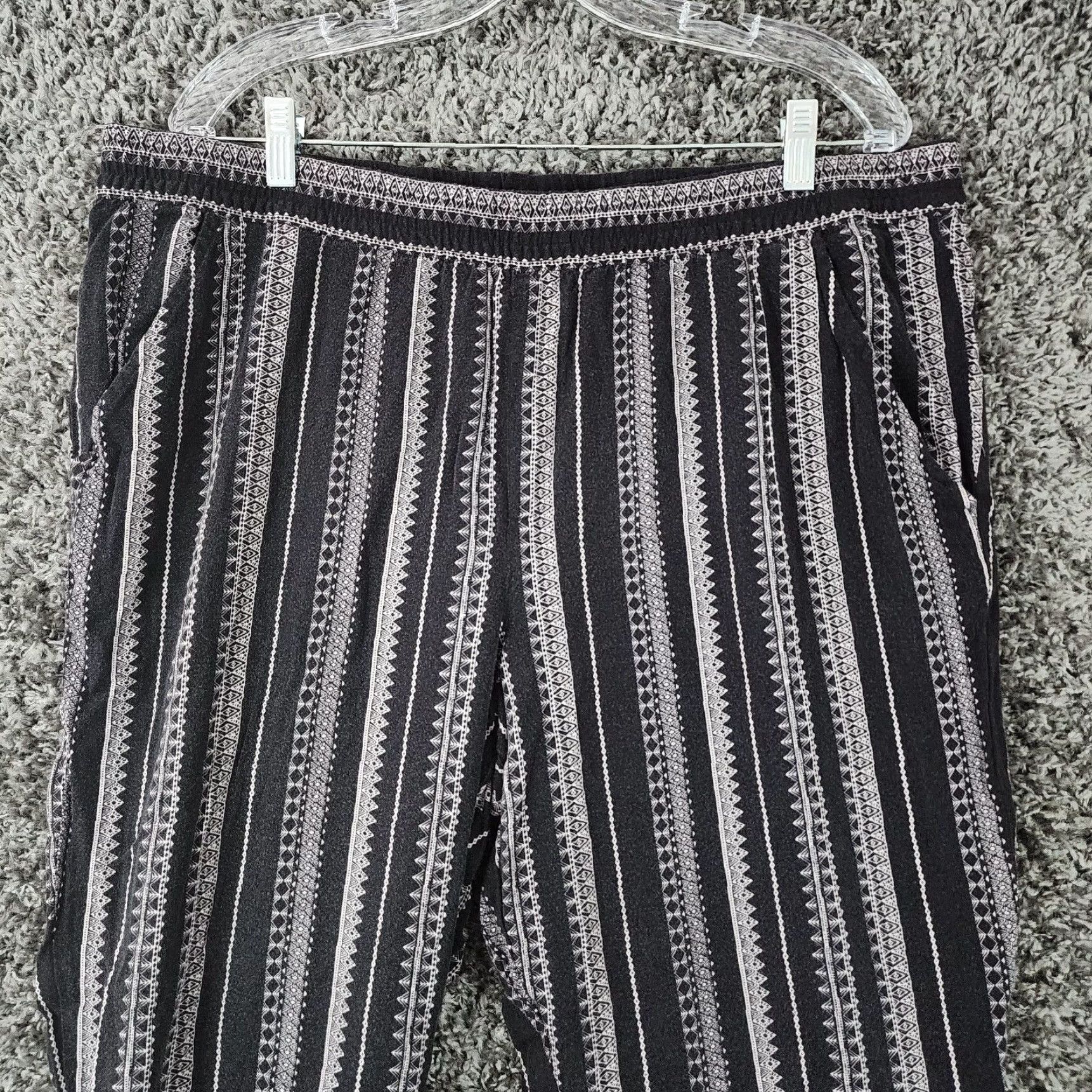 Jessica Simpson JESSICA SIMPSON Harem Pants Womens Black White Loose XL 100% Viscose Size 40" / US 18 - 2 Thumbnail