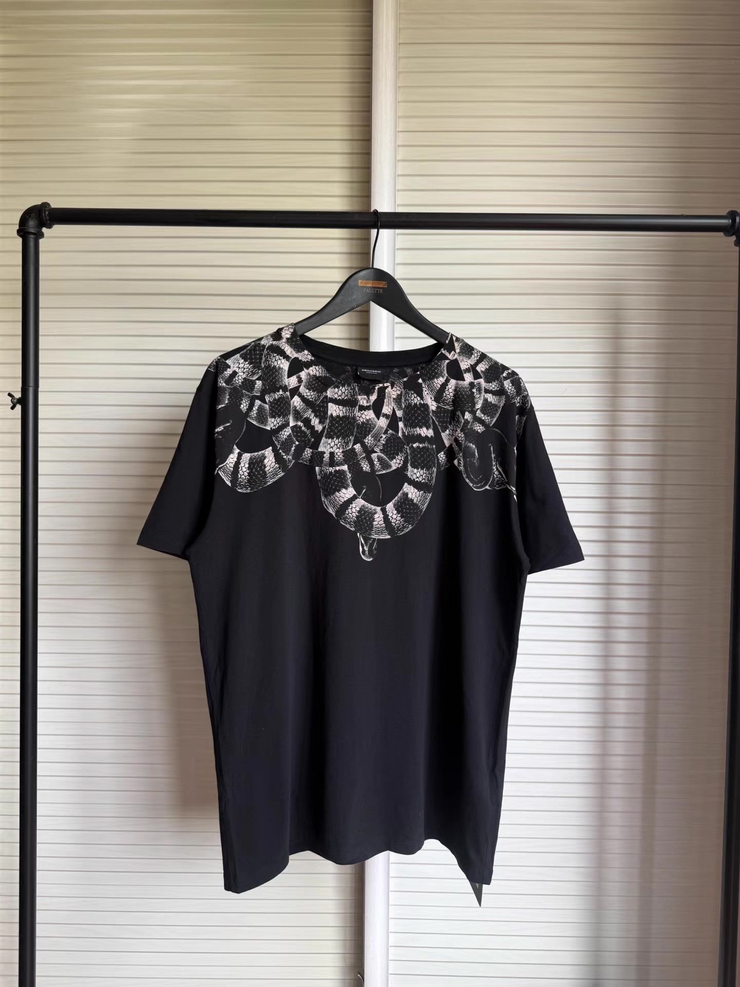 Marcelo Burlon Marcelo Burlon MB Black Snake Short Sleeve Tee Q17 Size US S / EU 44-46 / 1 - 1 Thumbnail